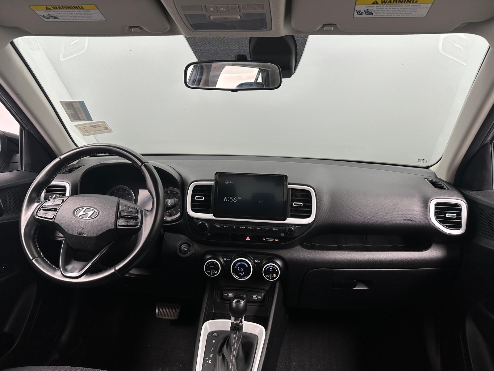 Thumbnail: 2022 Hyundai Venue - 3