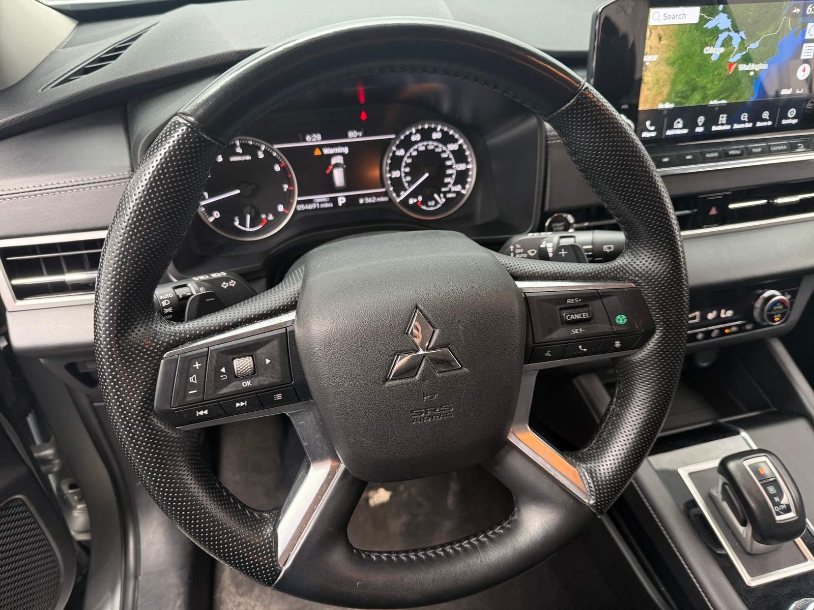 Thumbnail: 2024 Mitsubishi Outlander - 4