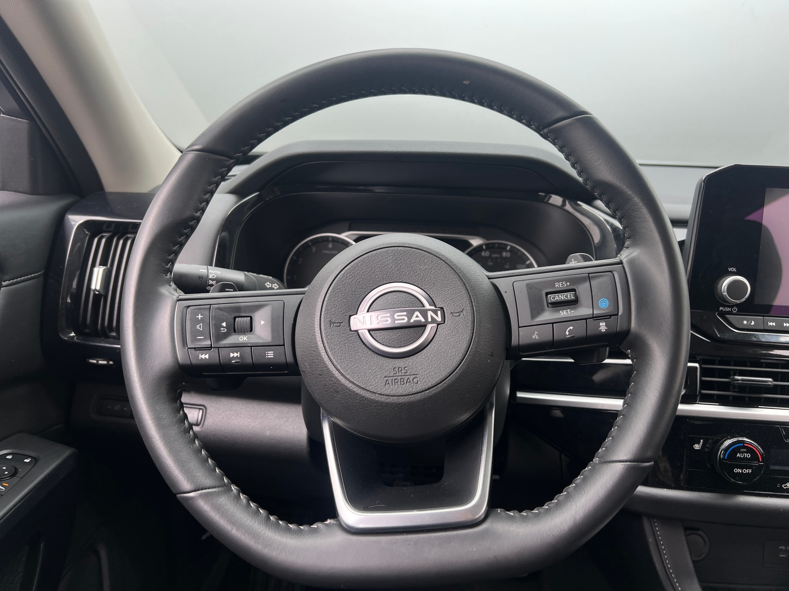 Thumbnail: 2025 Nissan Pathfinder - 5