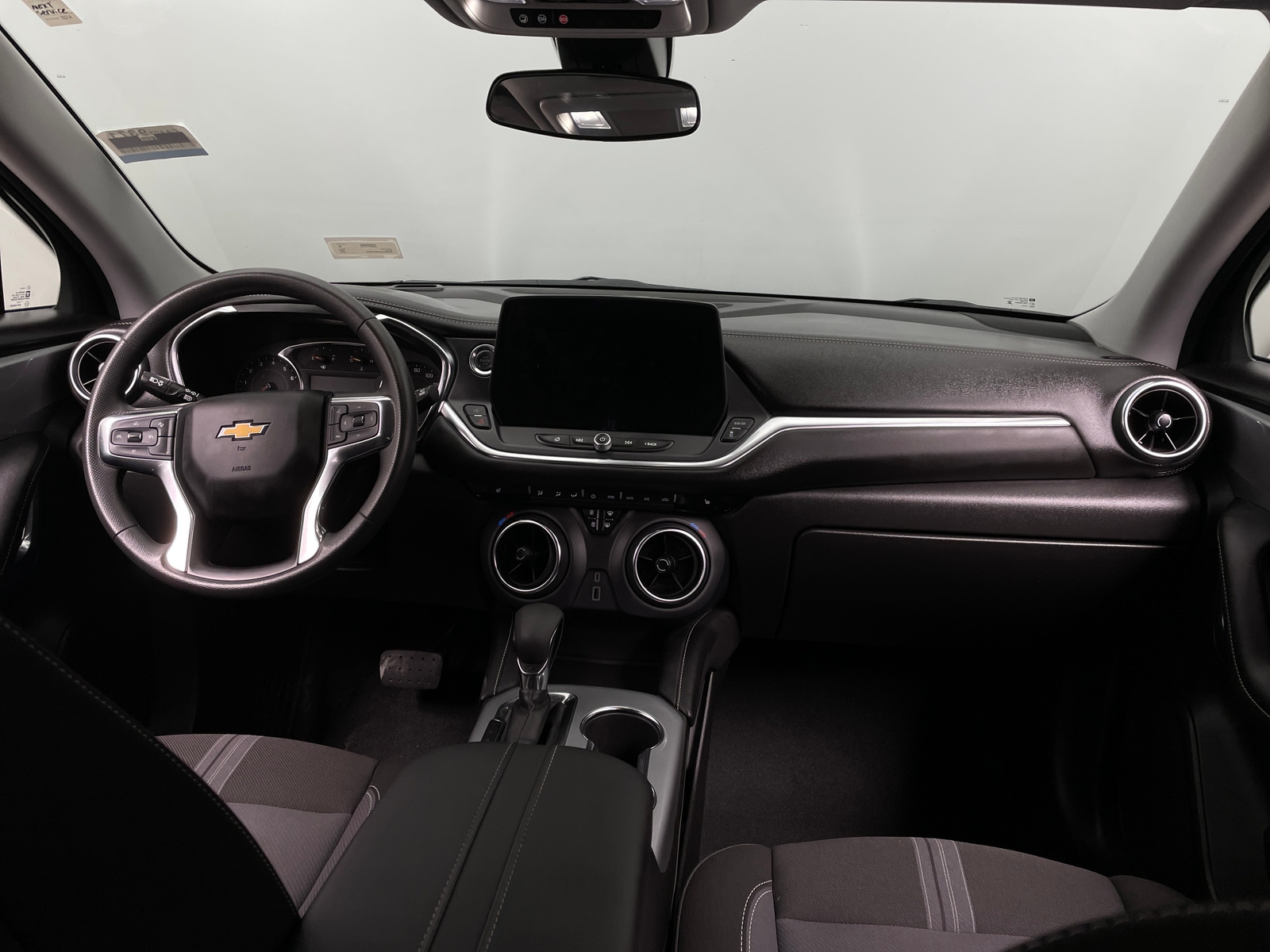 Thumbnail: 2025 Chevrolet Blazer - 3