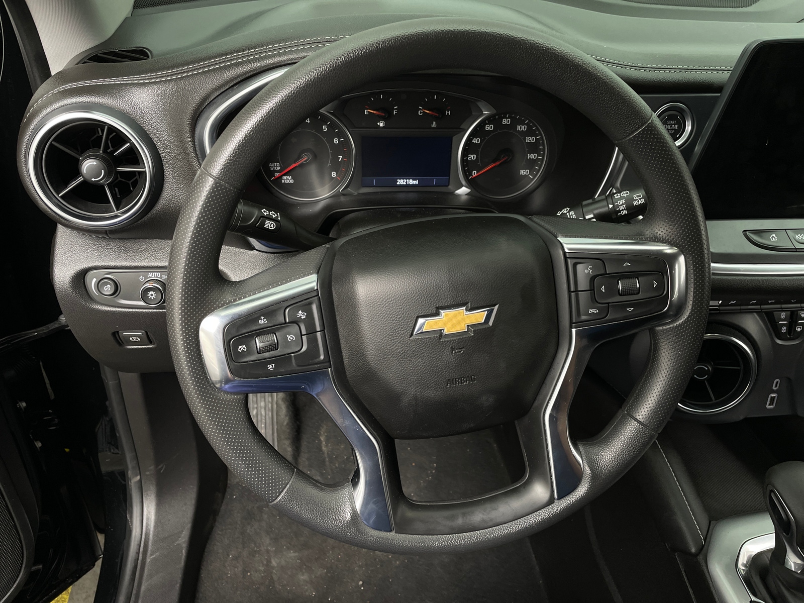 Thumbnail: 2025 Chevrolet Blazer - 5
