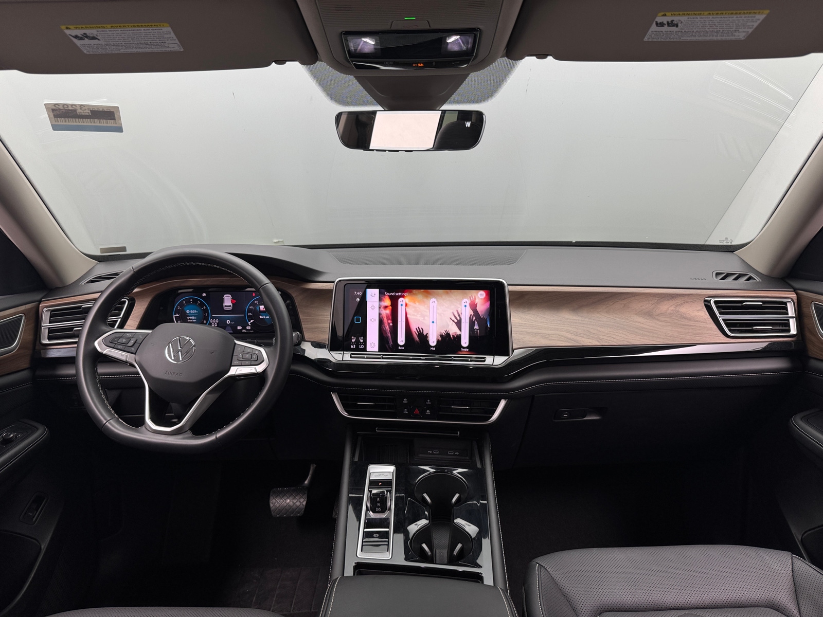 Thumbnail: 2026 Volkswagen Atlas - 2