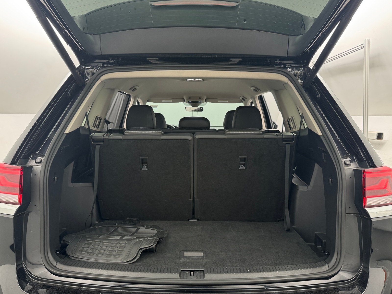 Thumbnail: 2026 Volkswagen Atlas - 6