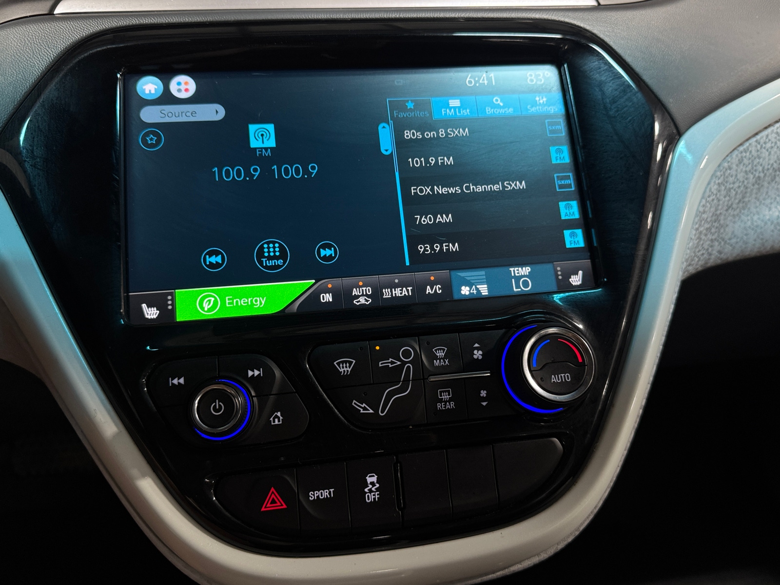 Thumbnail: 2021 Chevrolet Bolt EV - 4