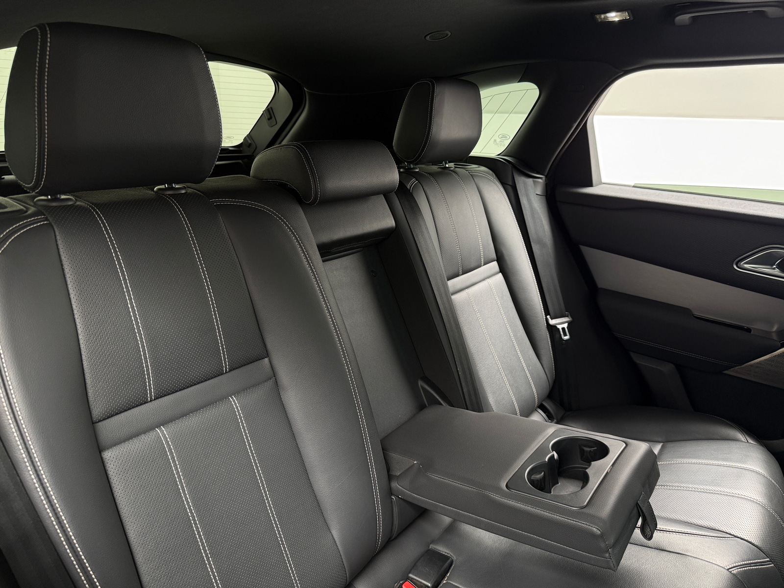 Thumbnail: 2023 Land Rover Range Rover Velar - 5