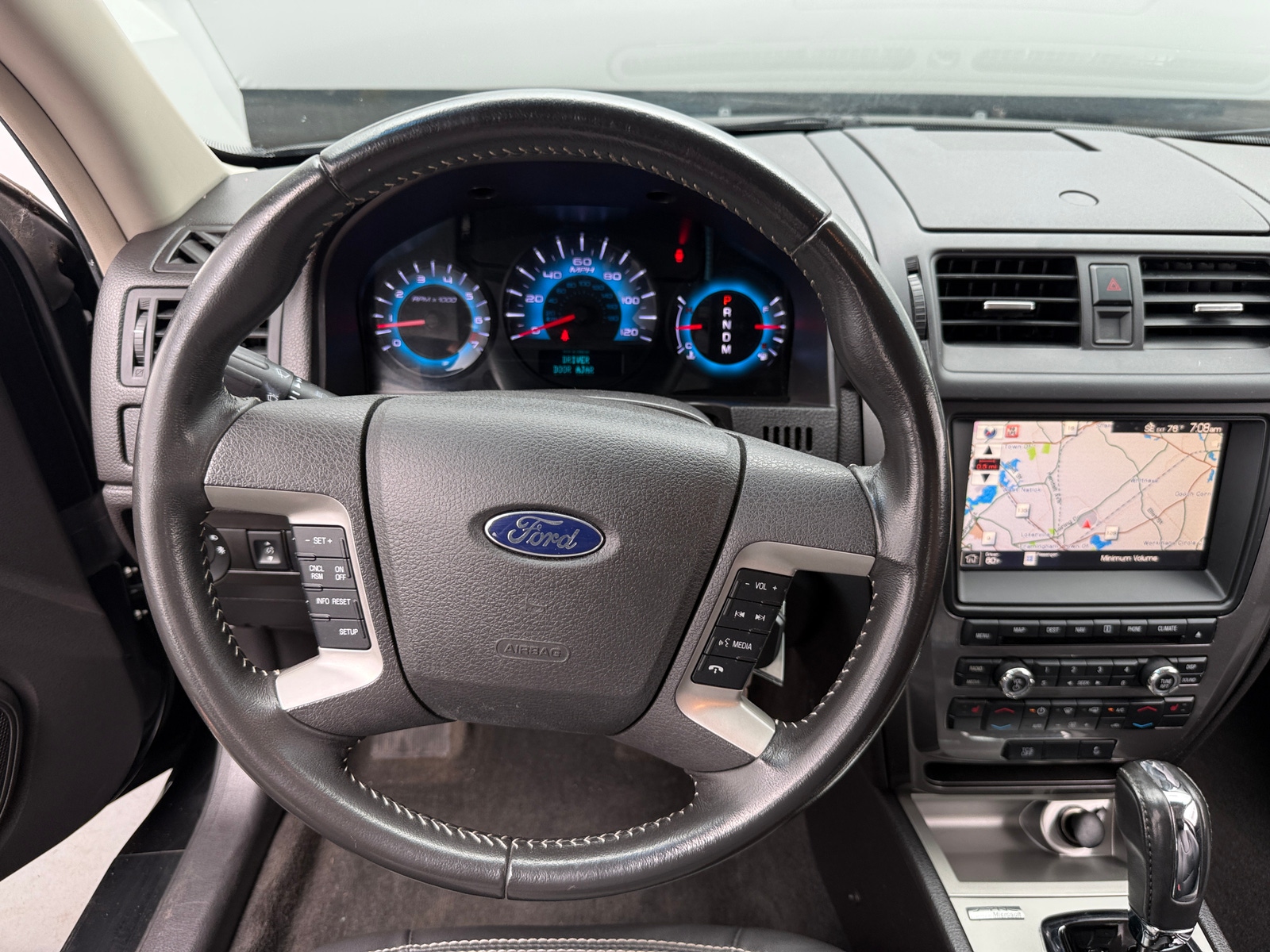 Thumbnail: 2011 Ford Fusion - 4