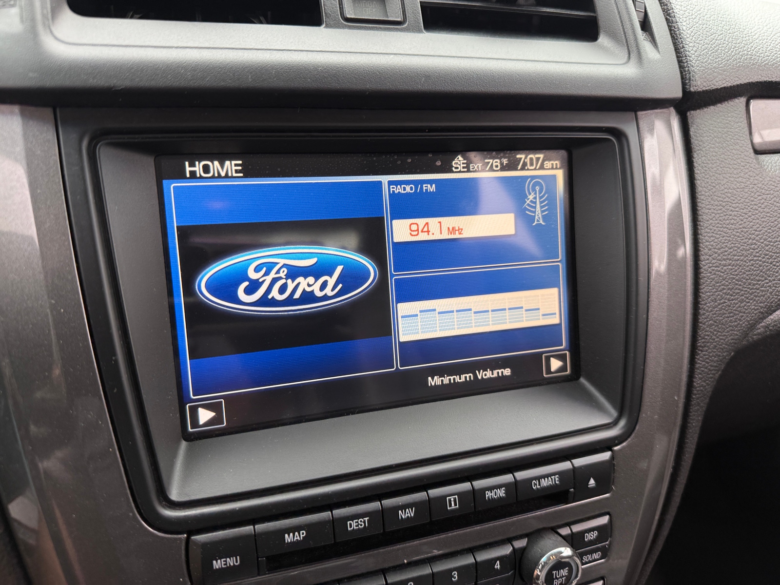 Thumbnail: 2011 Ford Fusion - 3