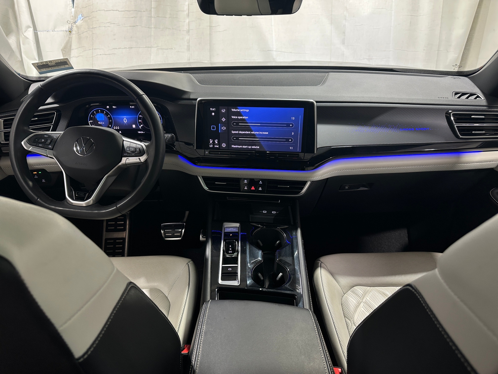Thumbnail: 2024 Volkswagen Atlas - 2