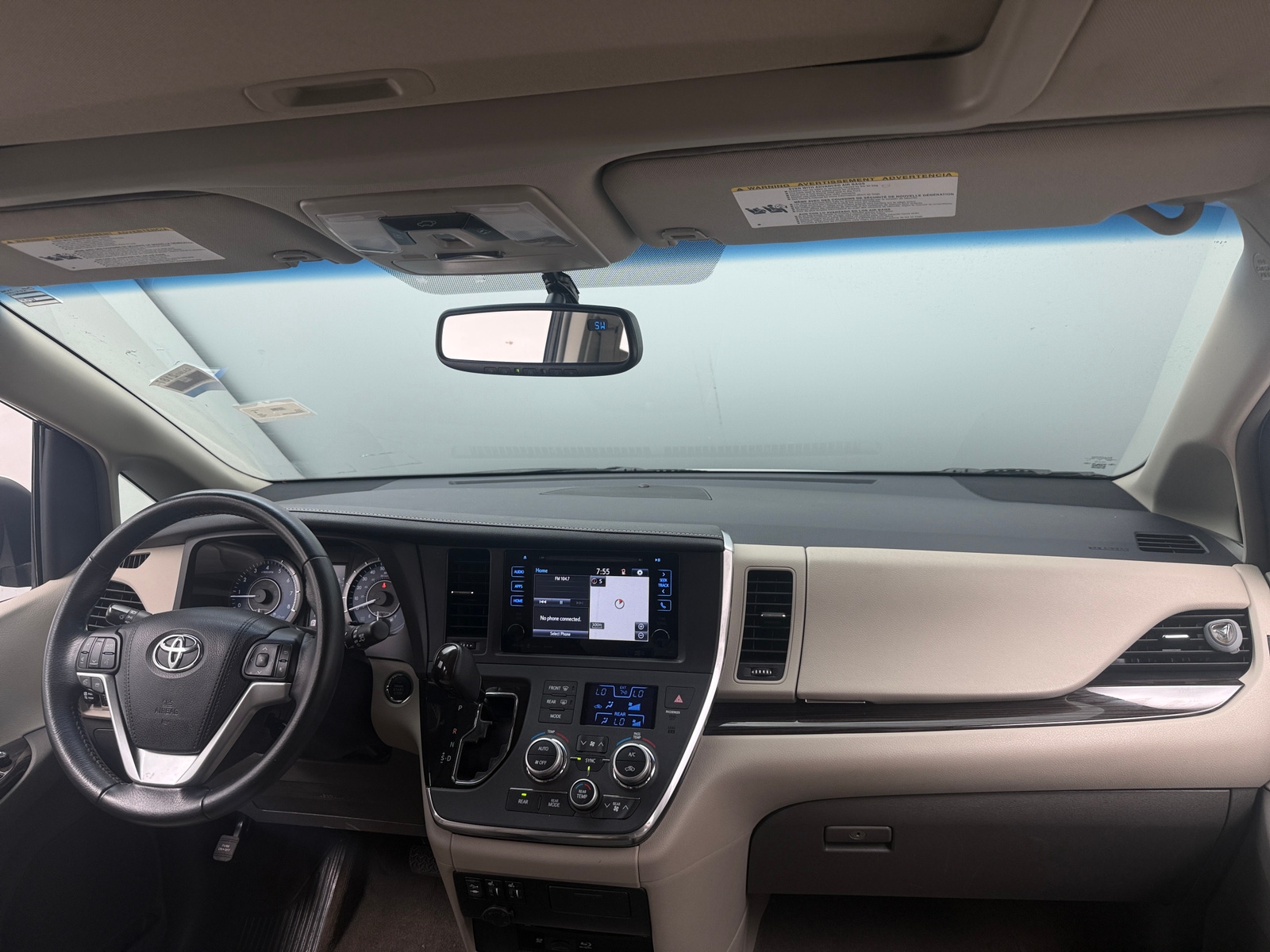 Thumbnail: 2017 Toyota Sienna - 2