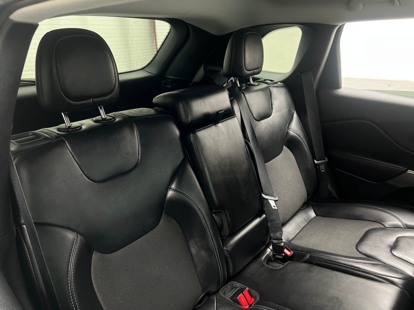 Thumbnail: 2021 Jeep Cherokee - 6