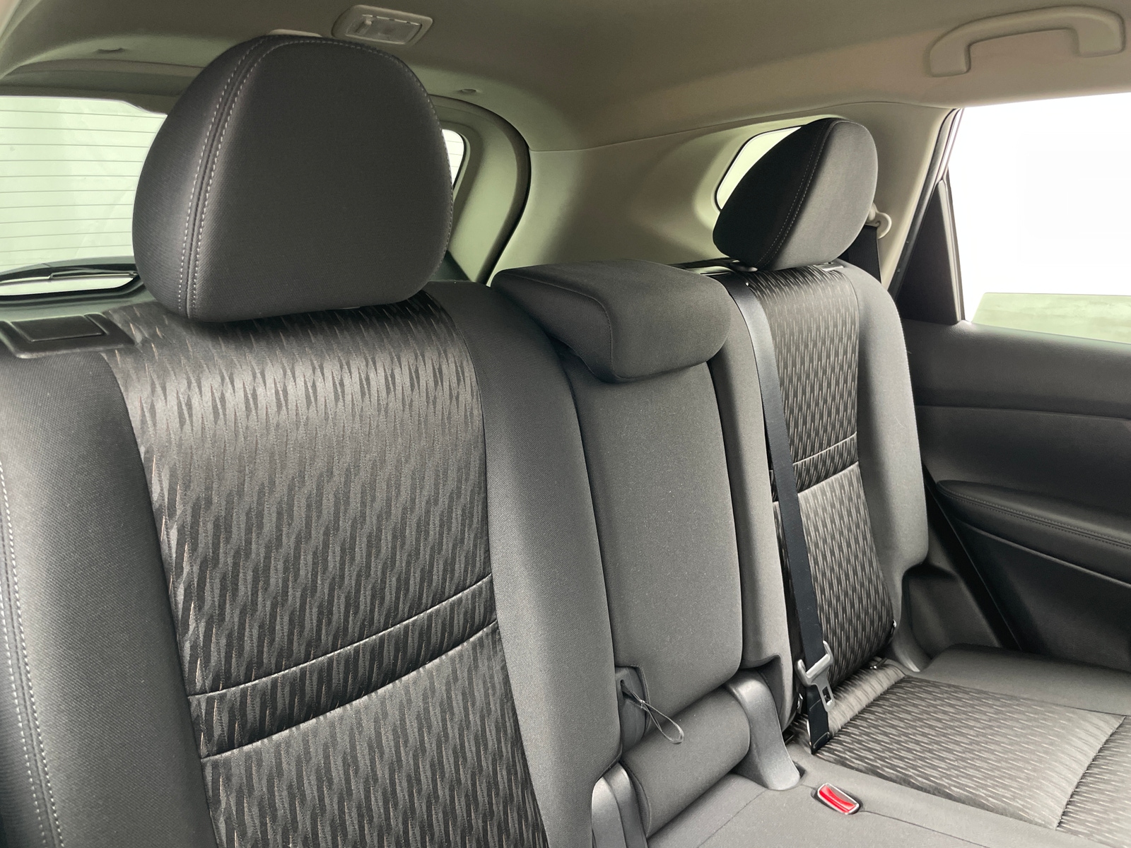 Thumbnail: 2019 Nissan Rogue - 6
