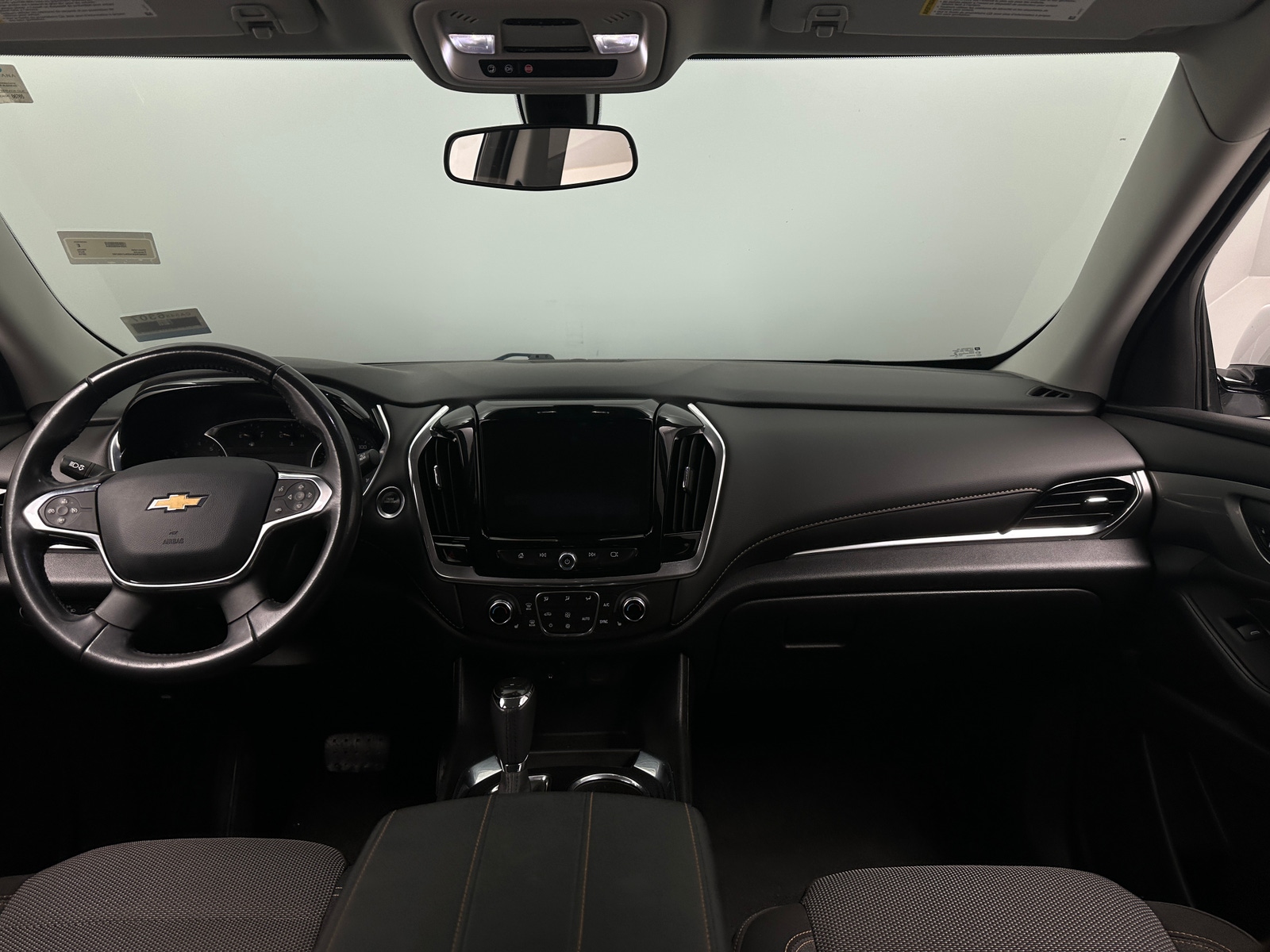 Thumbnail: 2019 Chevrolet Traverse - 3
