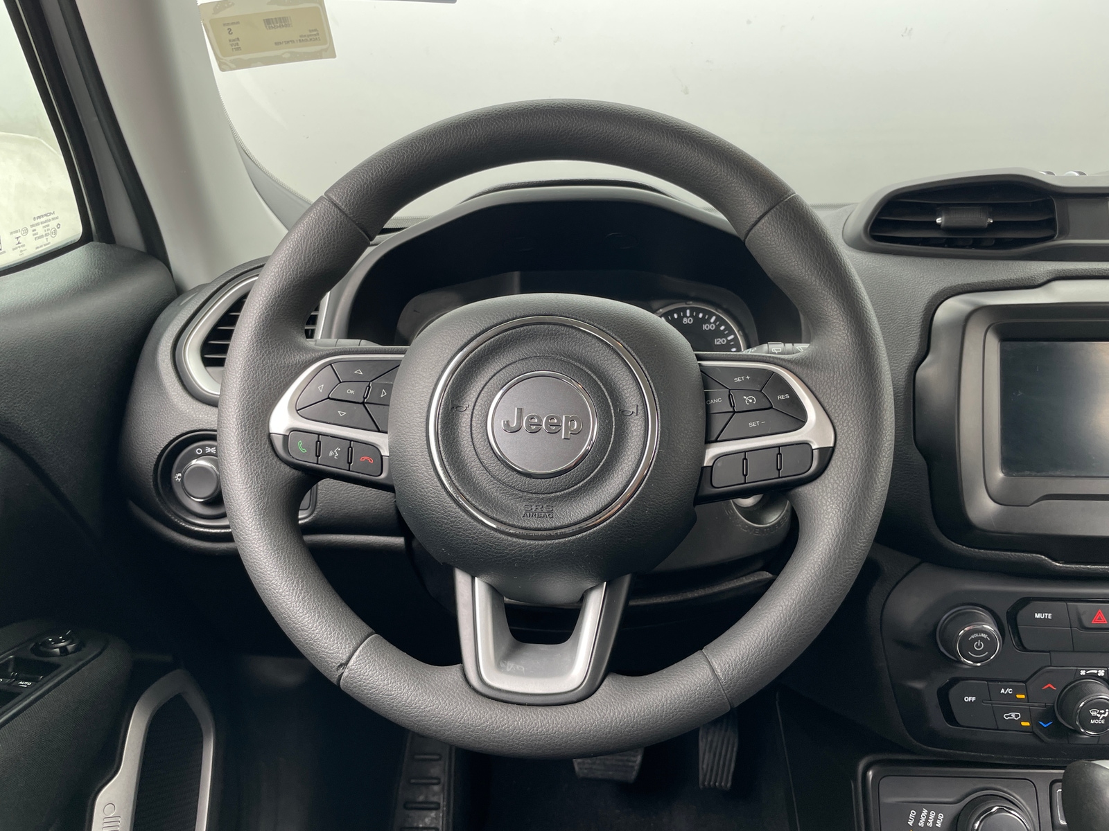 Thumbnail: 2021 Jeep Renegade - 5