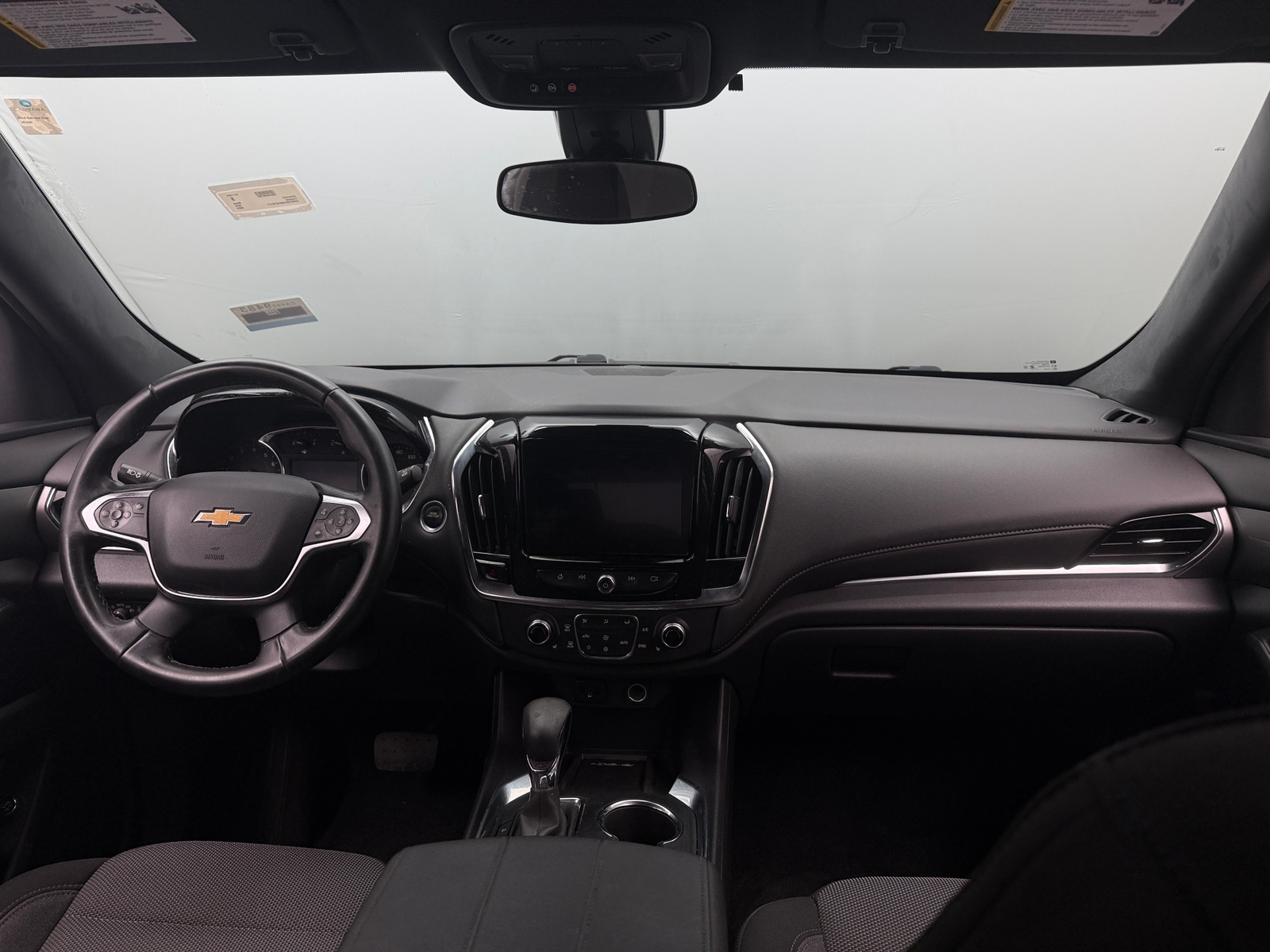 Thumbnail: 2023 Chevrolet Traverse - 3