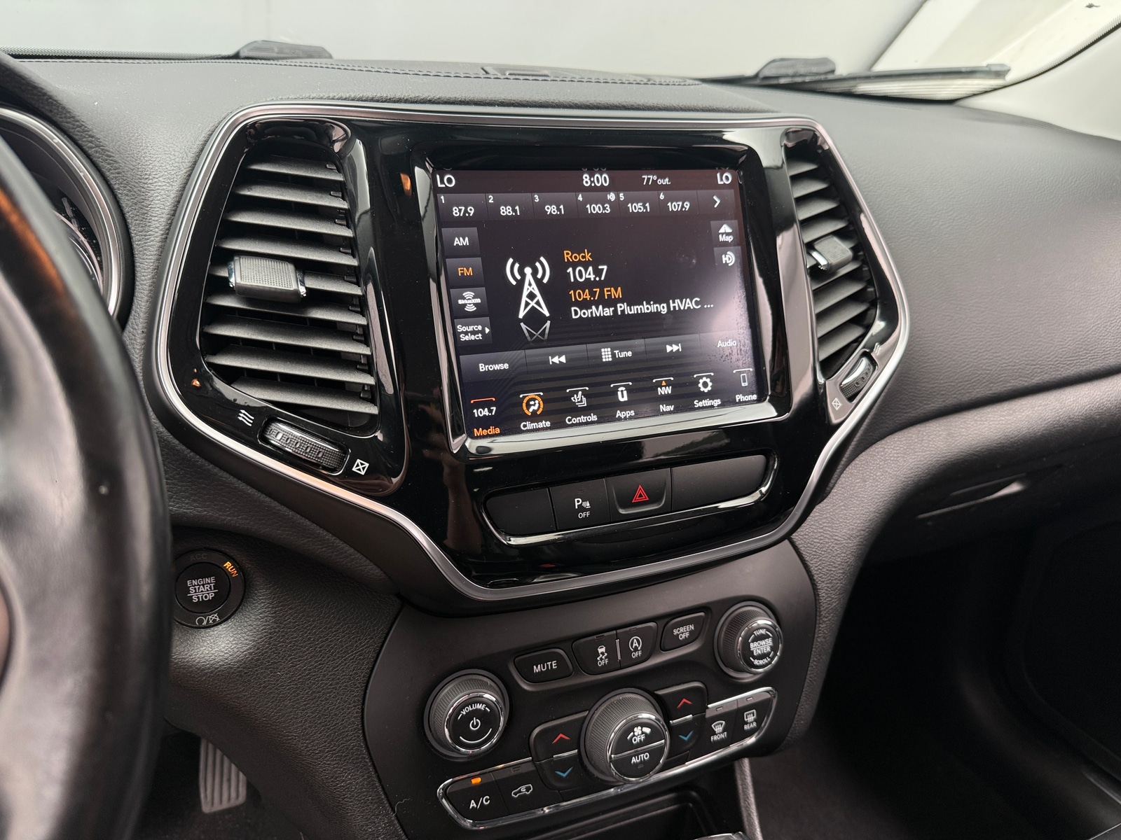Thumbnail: 2020 Jeep Cherokee - 3