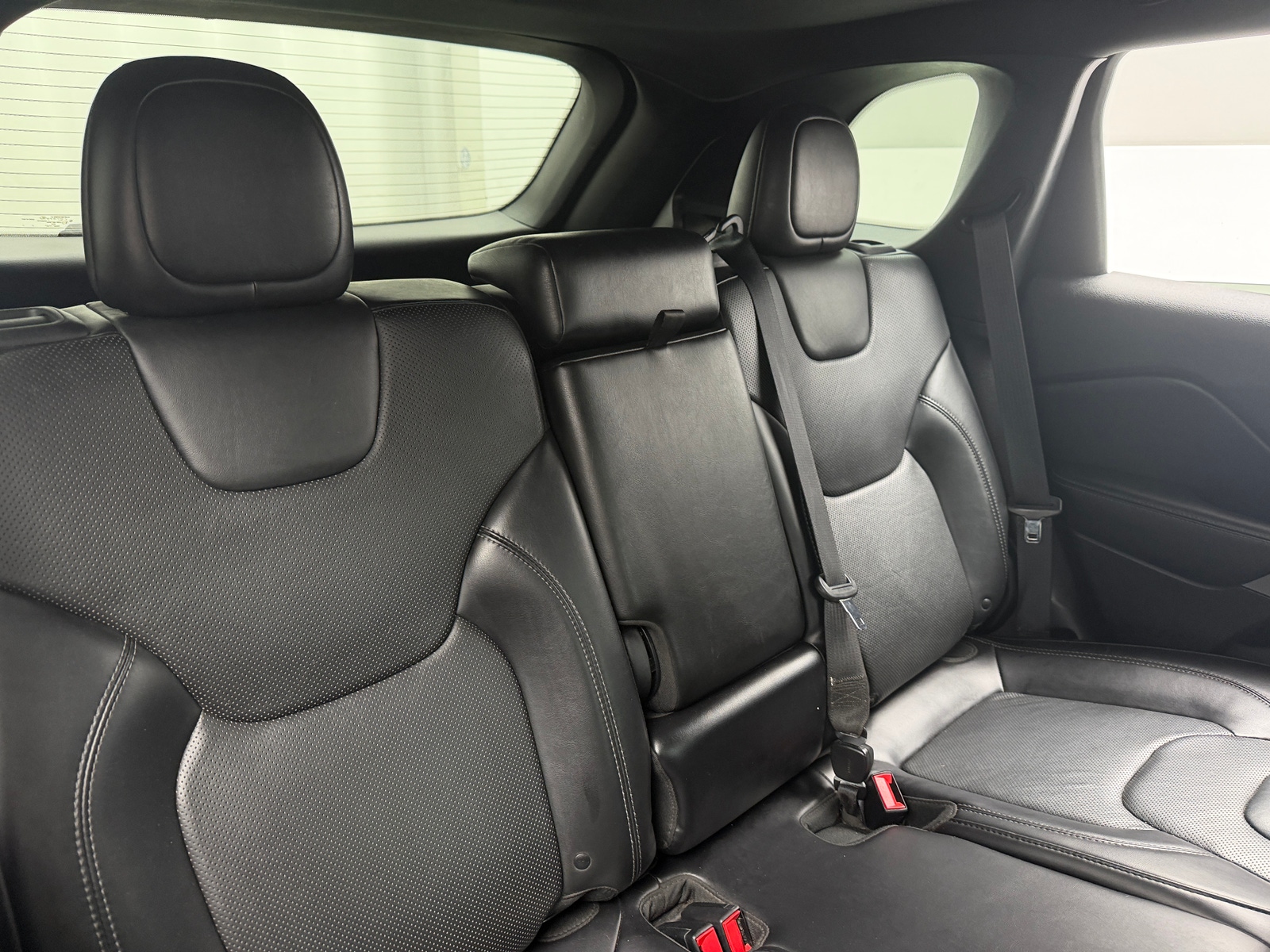 Thumbnail: 2019 Jeep Cherokee - 5