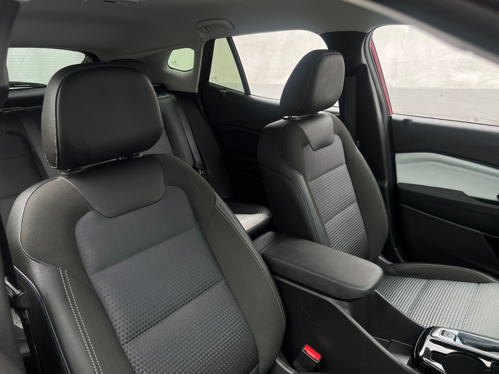 Thumbnail: 2025 Chevrolet Trax - 2