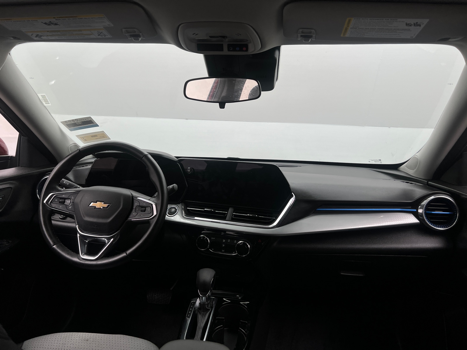 Thumbnail: 2025 Chevrolet Trax - 3