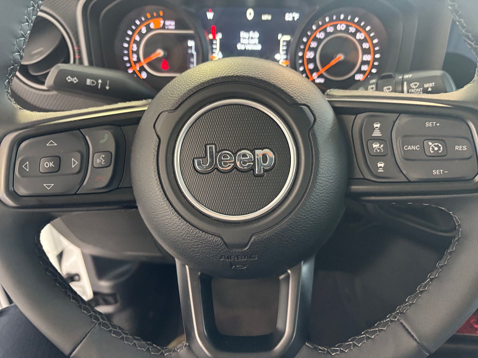 Thumbnail: 2025 Jeep Wrangler - 4