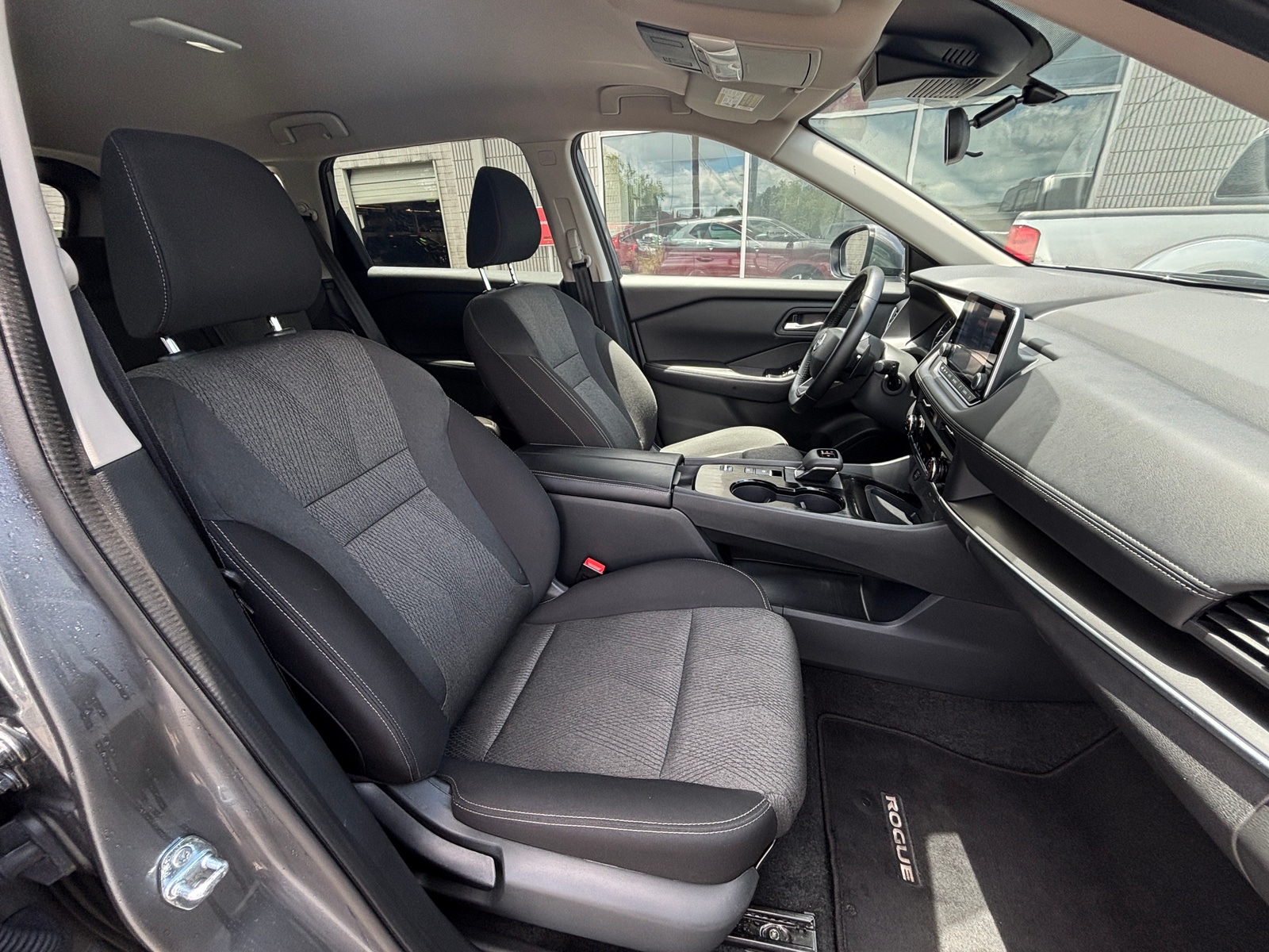 Thumbnail: 2025 Nissan Rogue - 2
