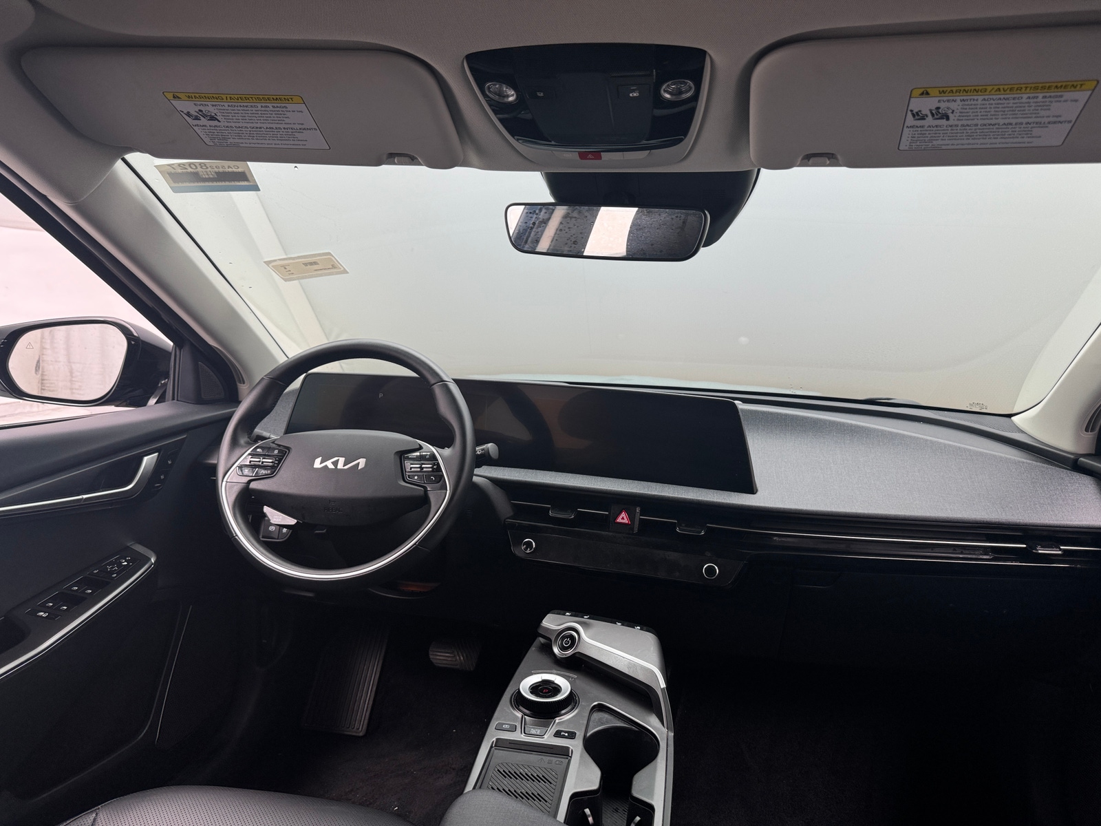 Thumbnail: 2023 Kia EV6 - 2