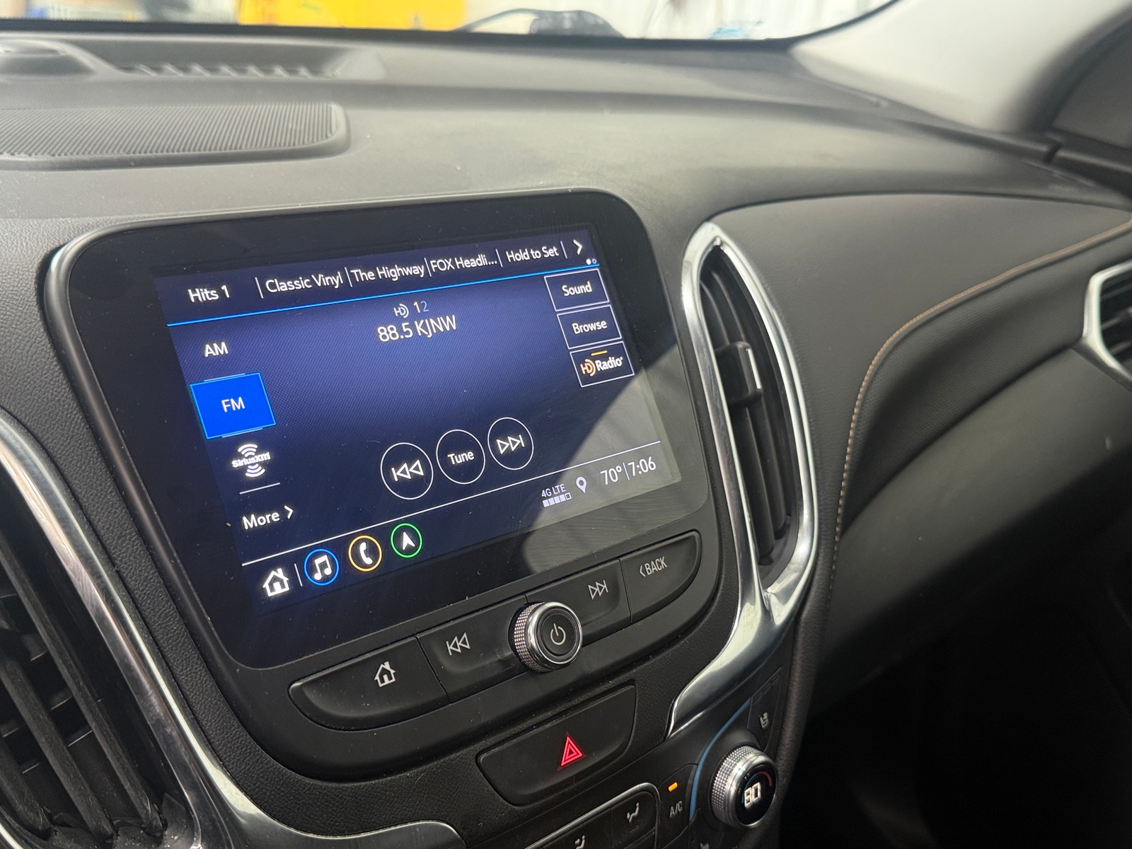 Thumbnail: 2021 Chevrolet Equinox - 3