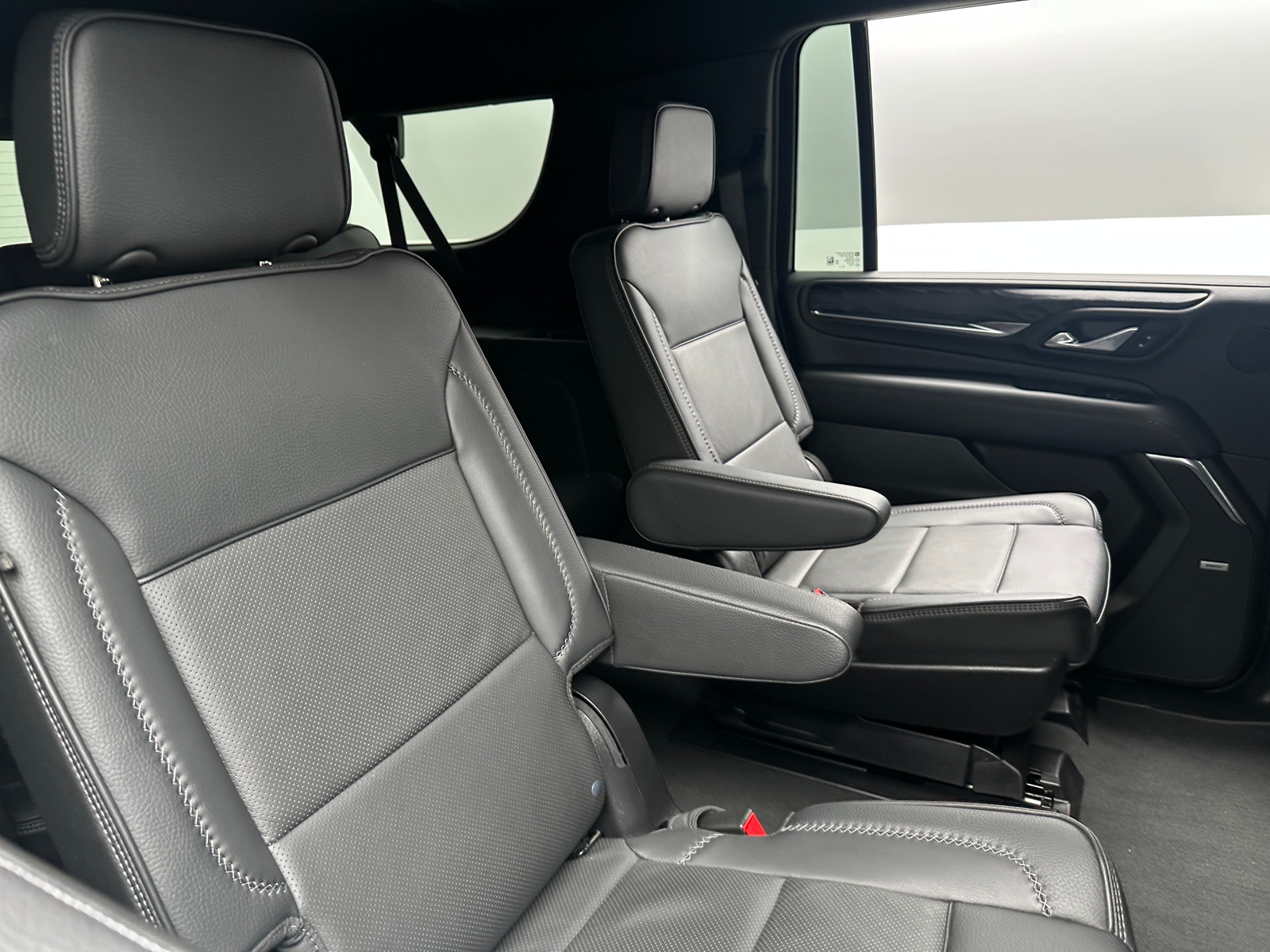 Thumbnail: 2024 GMC Yukon XL - 5