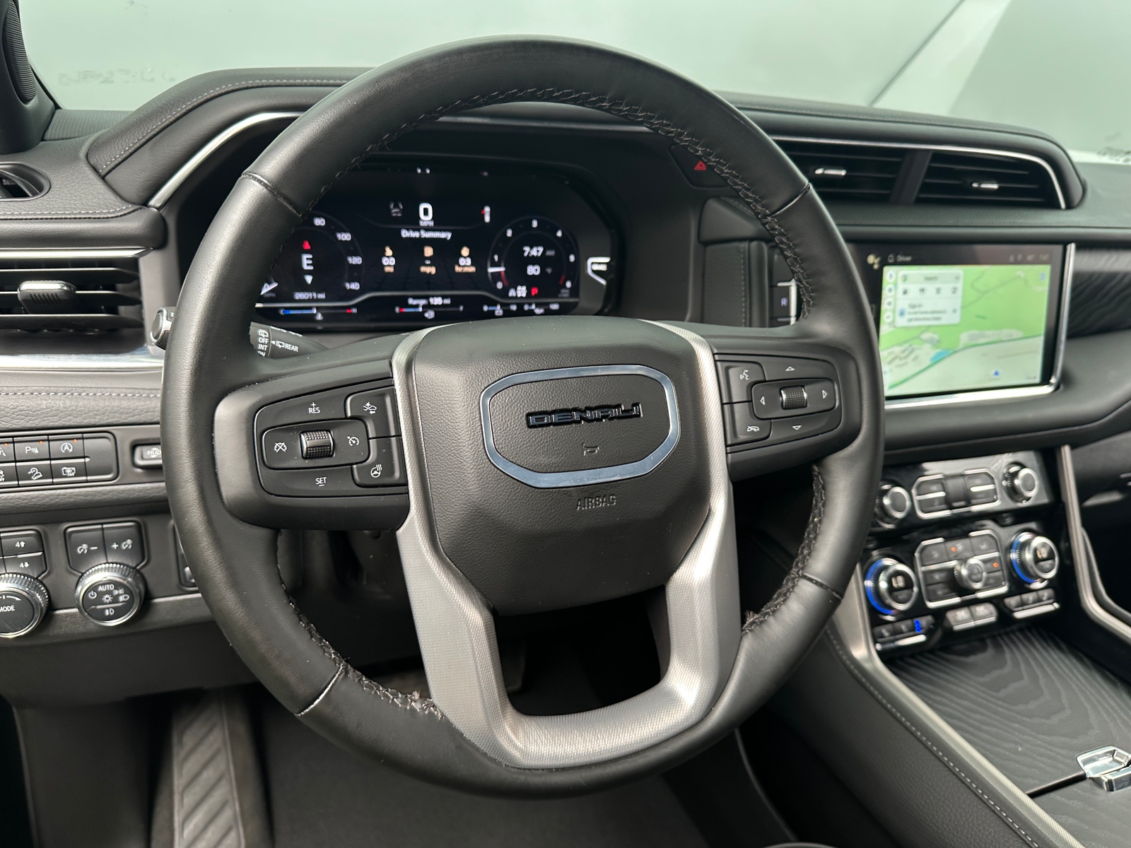 Thumbnail: 2024 GMC Yukon XL - 4