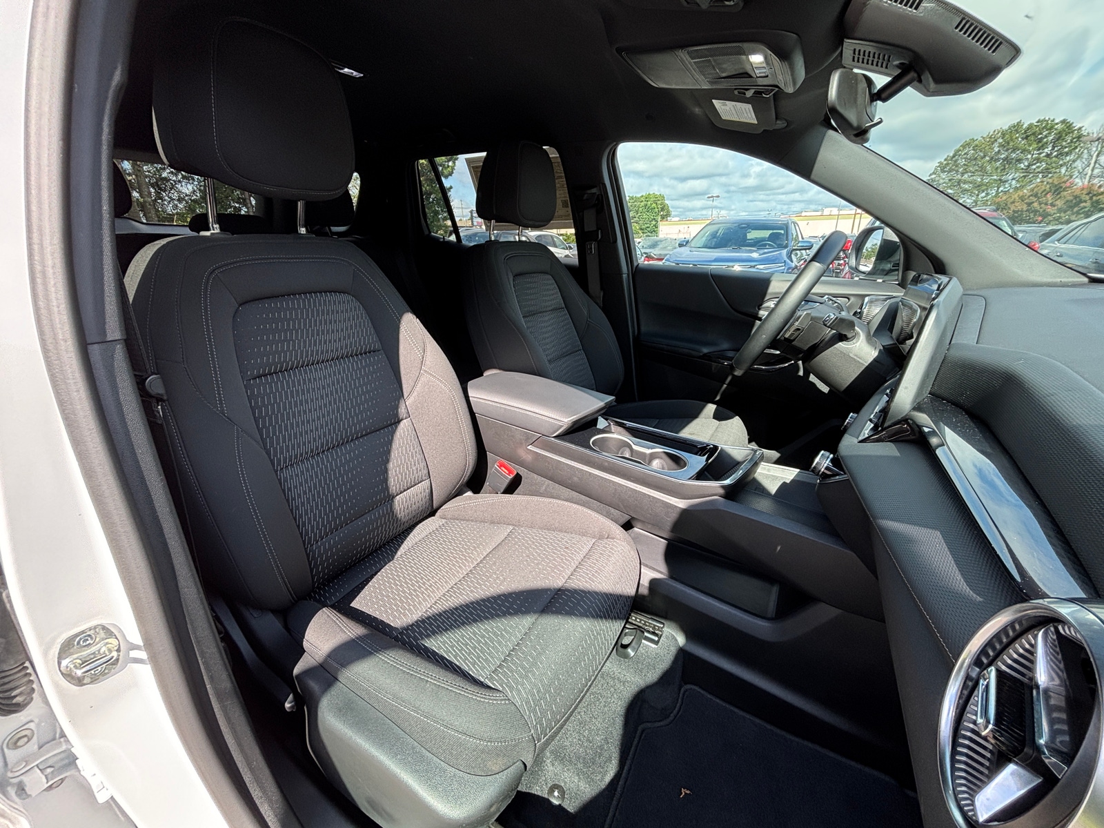Thumbnail: 2025 Chevrolet Equinox - 2