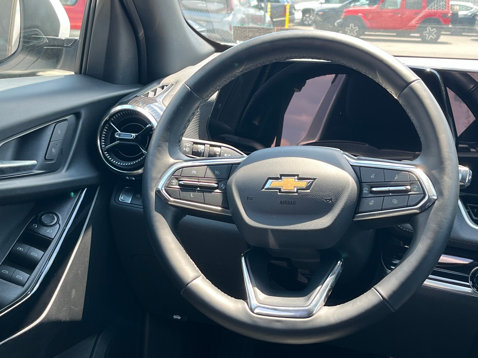 Thumbnail: 2025 Chevrolet Equinox - 5