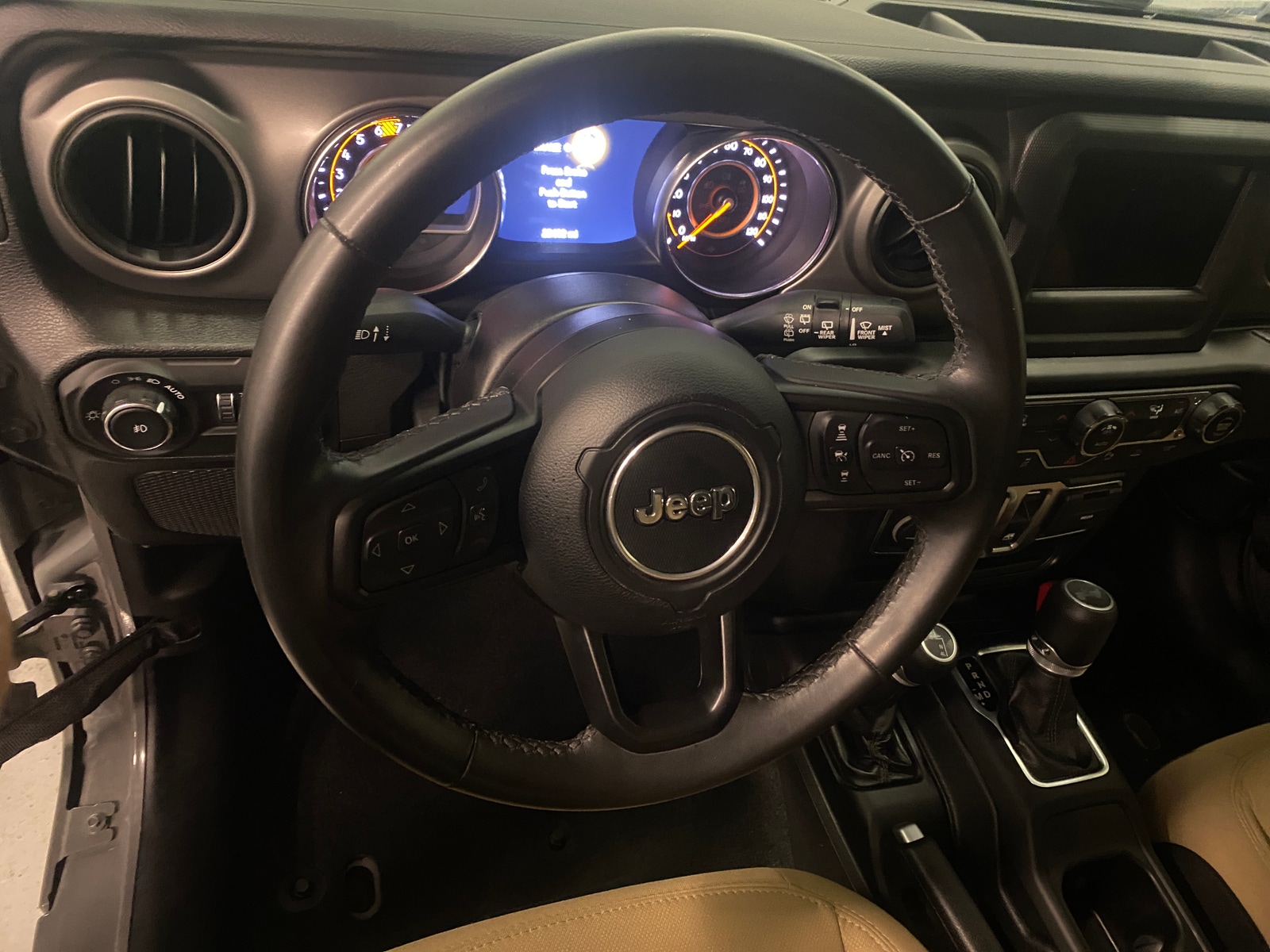 Thumbnail: 2022 Jeep Wrangler - 5