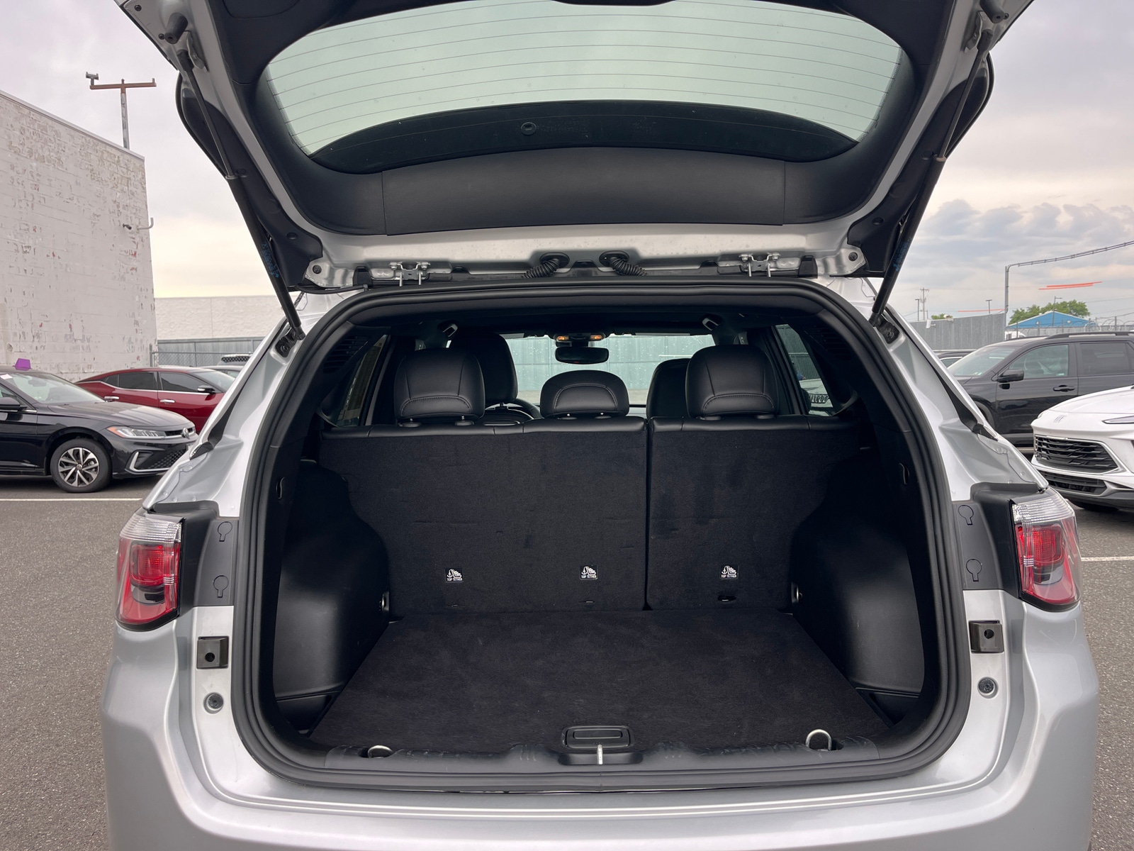 Thumbnail: 2025 Jeep Compass - 6