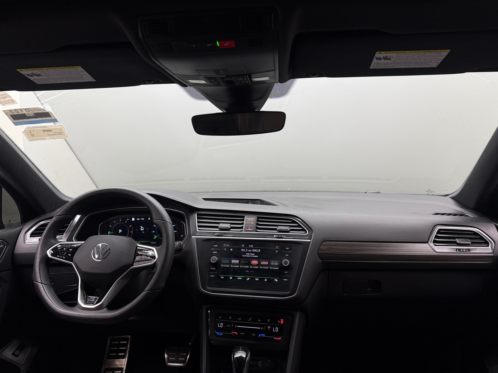 Thumbnail: 2024 Volkswagen Tiguan - 2