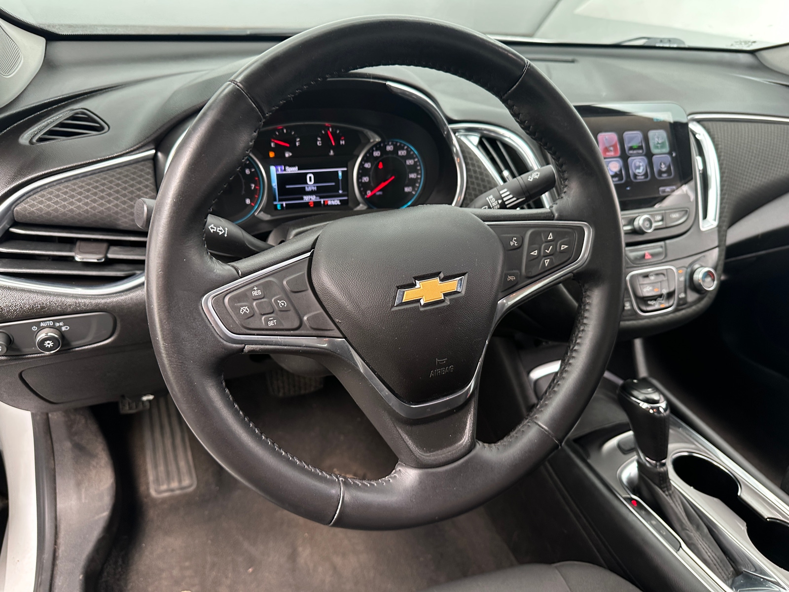 Thumbnail: 2018 Chevrolet Malibu - 5