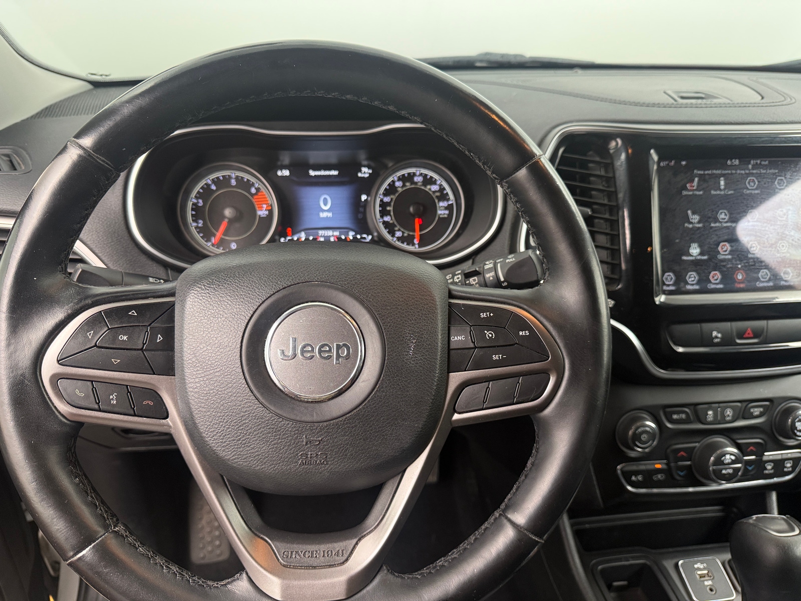 Thumbnail: 2020 Jeep Cherokee - 4