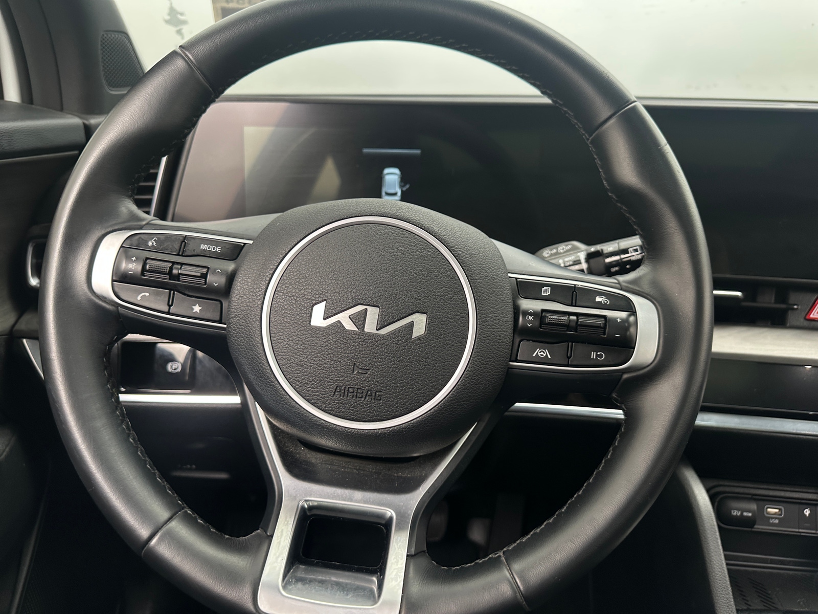 Thumbnail: 2023 Kia Sportage - 4