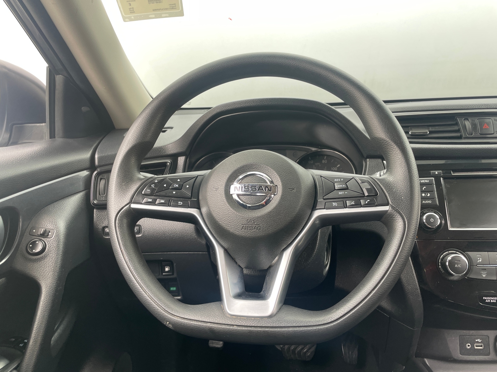 Thumbnail: 2020 Nissan Rogue - 5