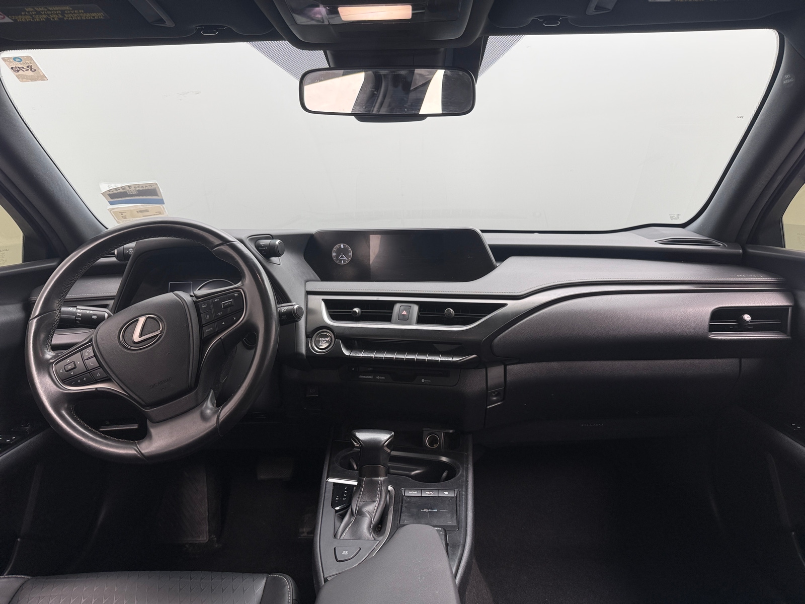 Thumbnail: 2021 Lexus UX - 2