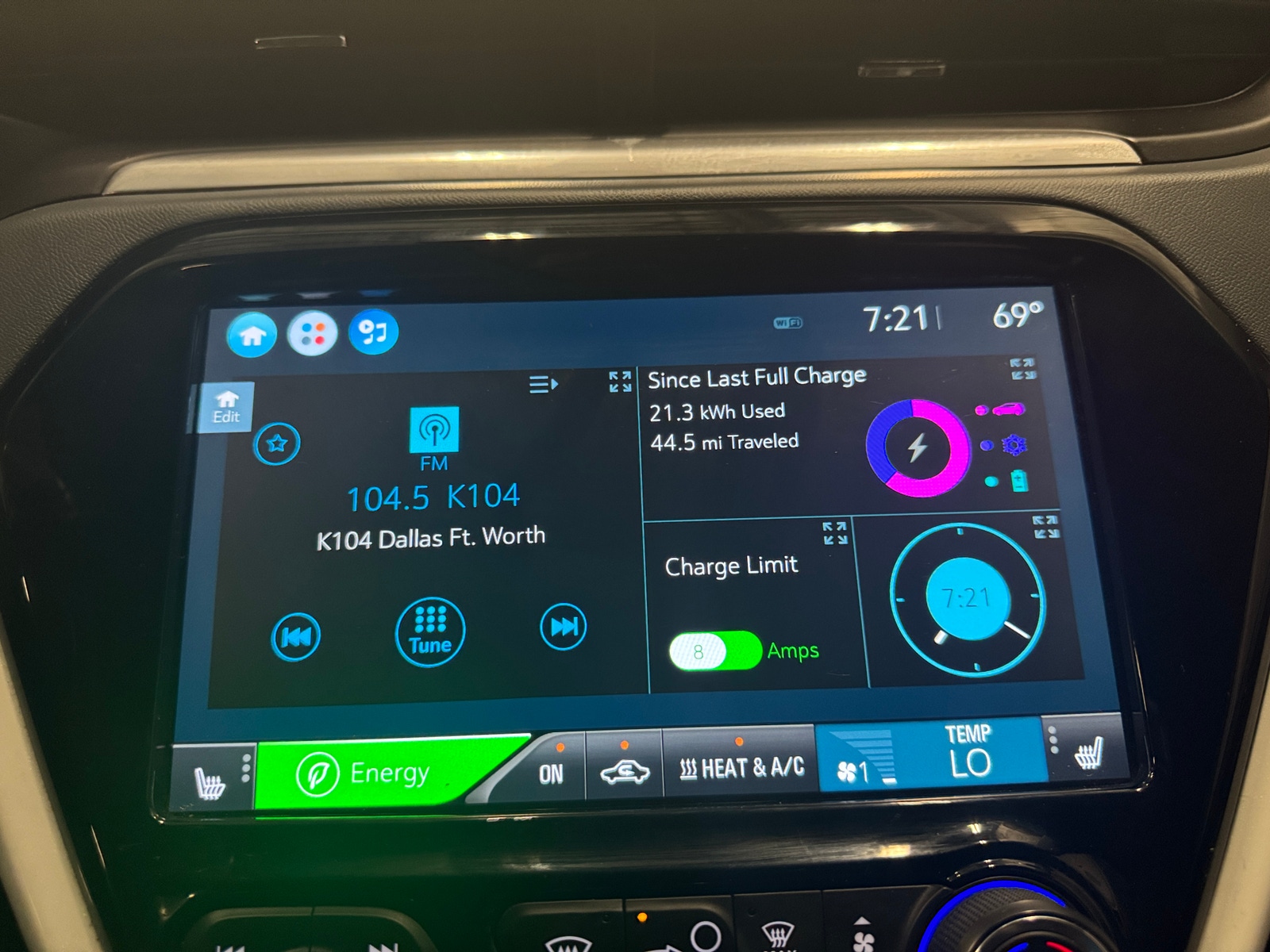 Thumbnail: 2017 Chevrolet Bolt EV - 3