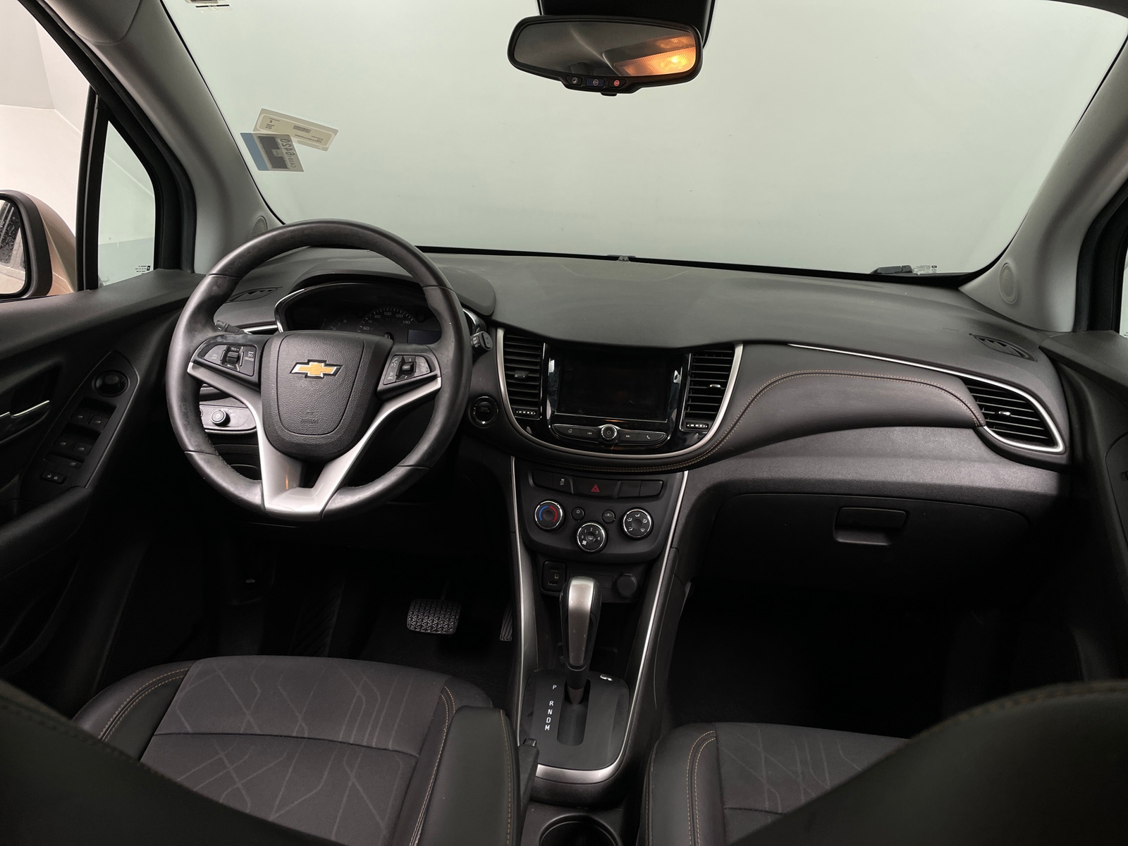 Thumbnail: 2018 Chevrolet Trax - 3