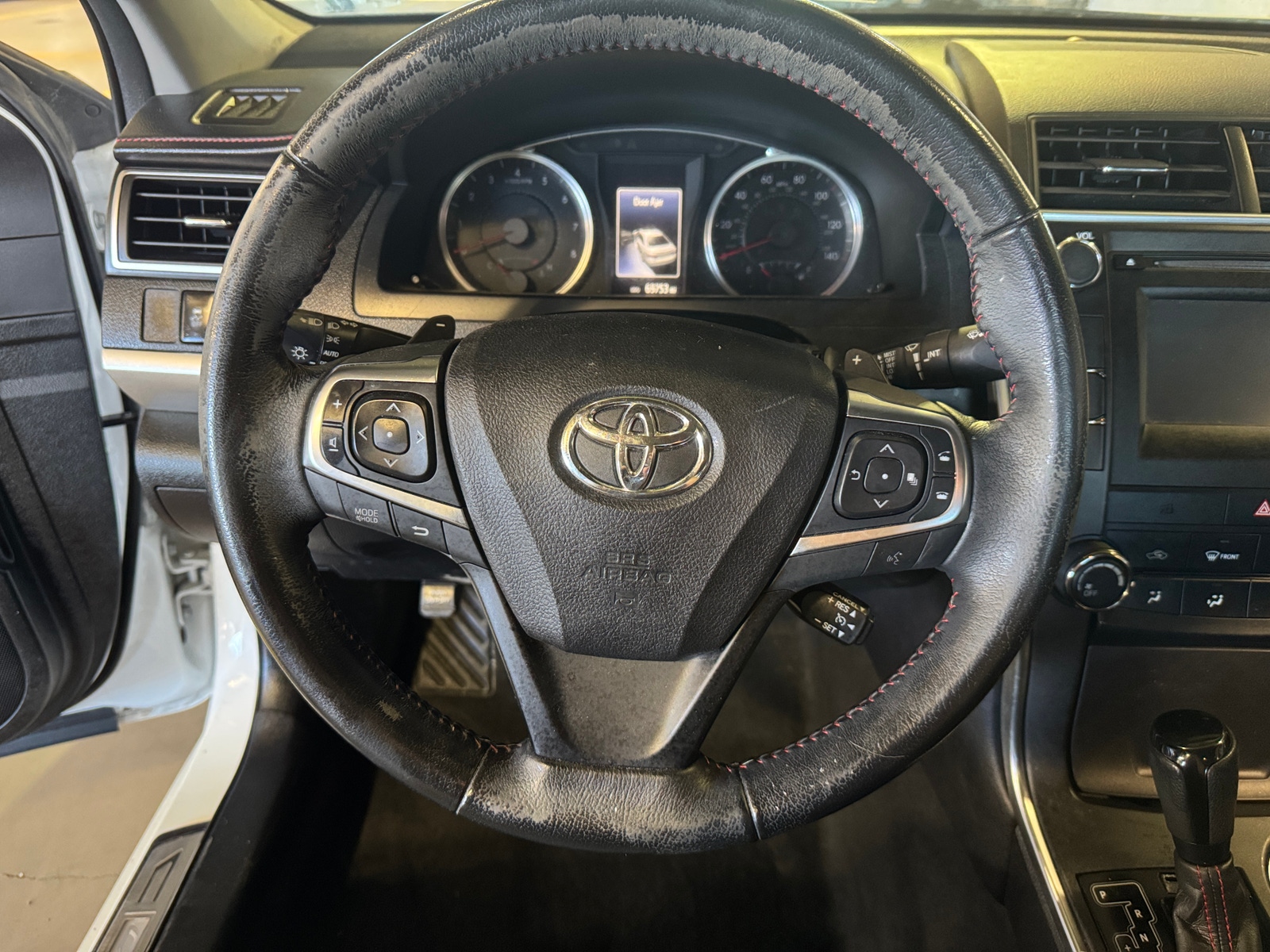 Thumbnail: 2016 Toyota Camry - 5