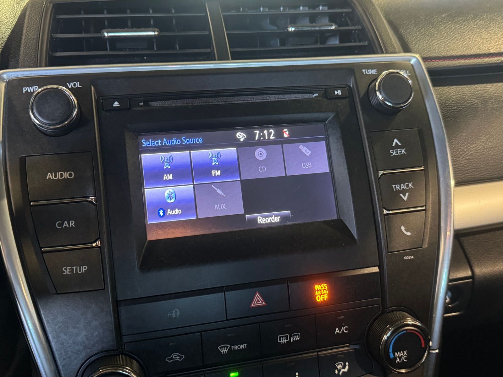 Thumbnail: 2016 Toyota Camry - 4