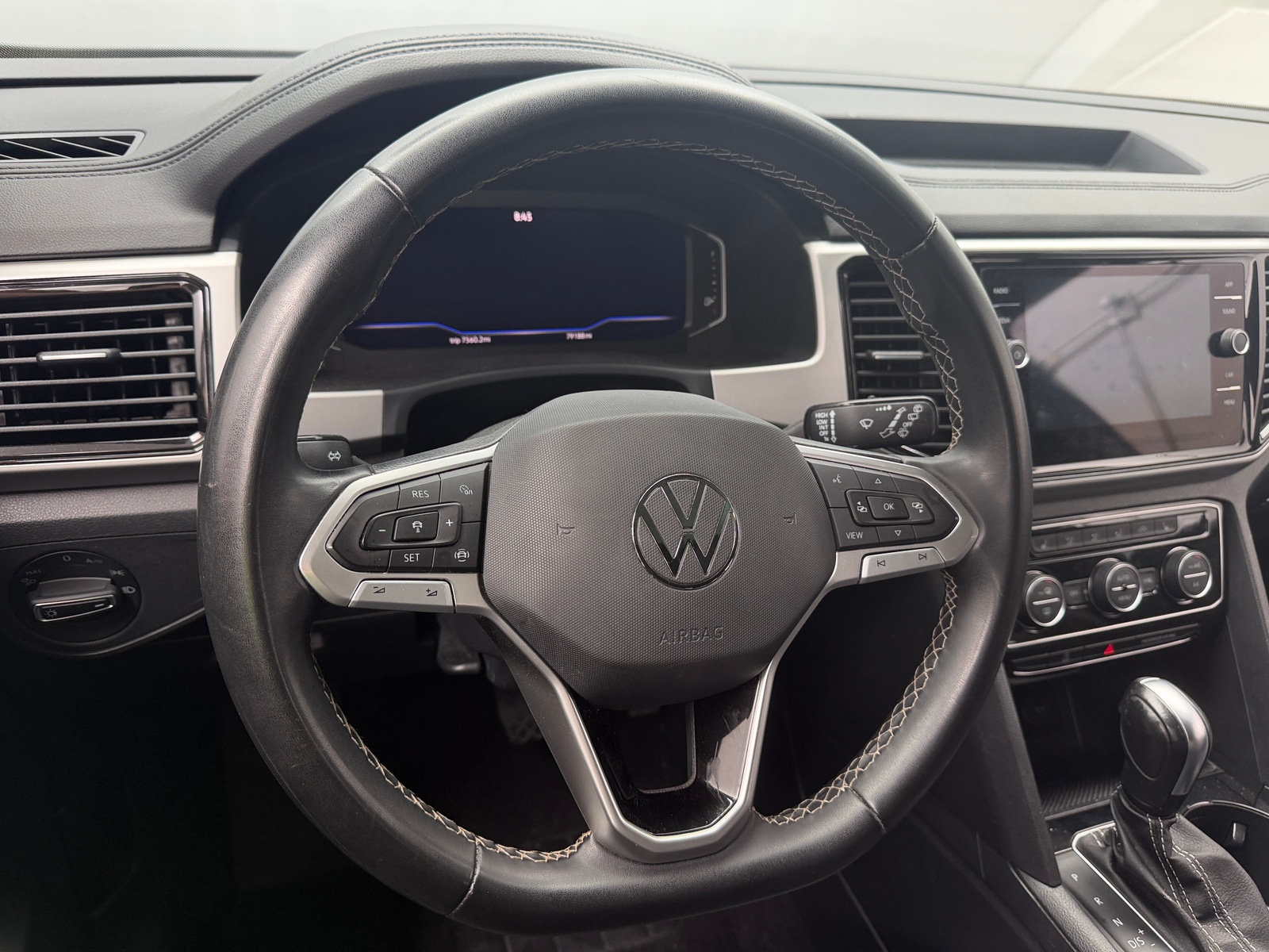 Thumbnail: 2023 Volkswagen Atlas - 4