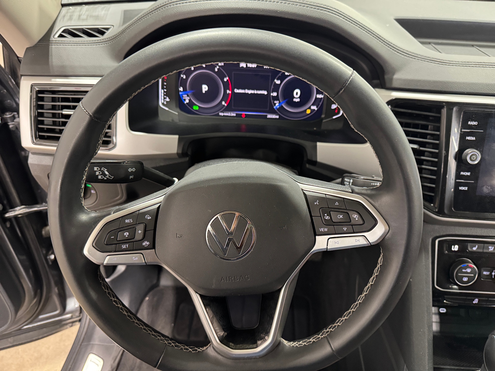 Thumbnail: 2022 Volkswagen Atlas - 4