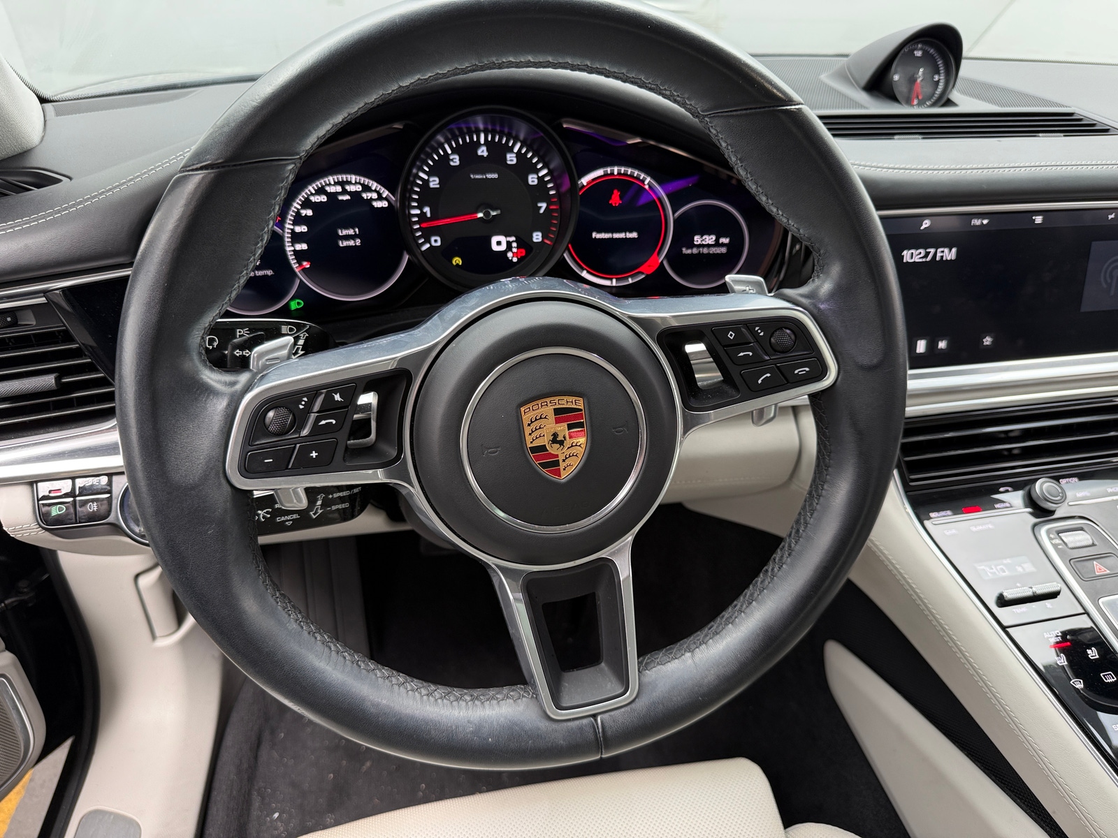 Thumbnail: 2018 Porsche Panamera - 4