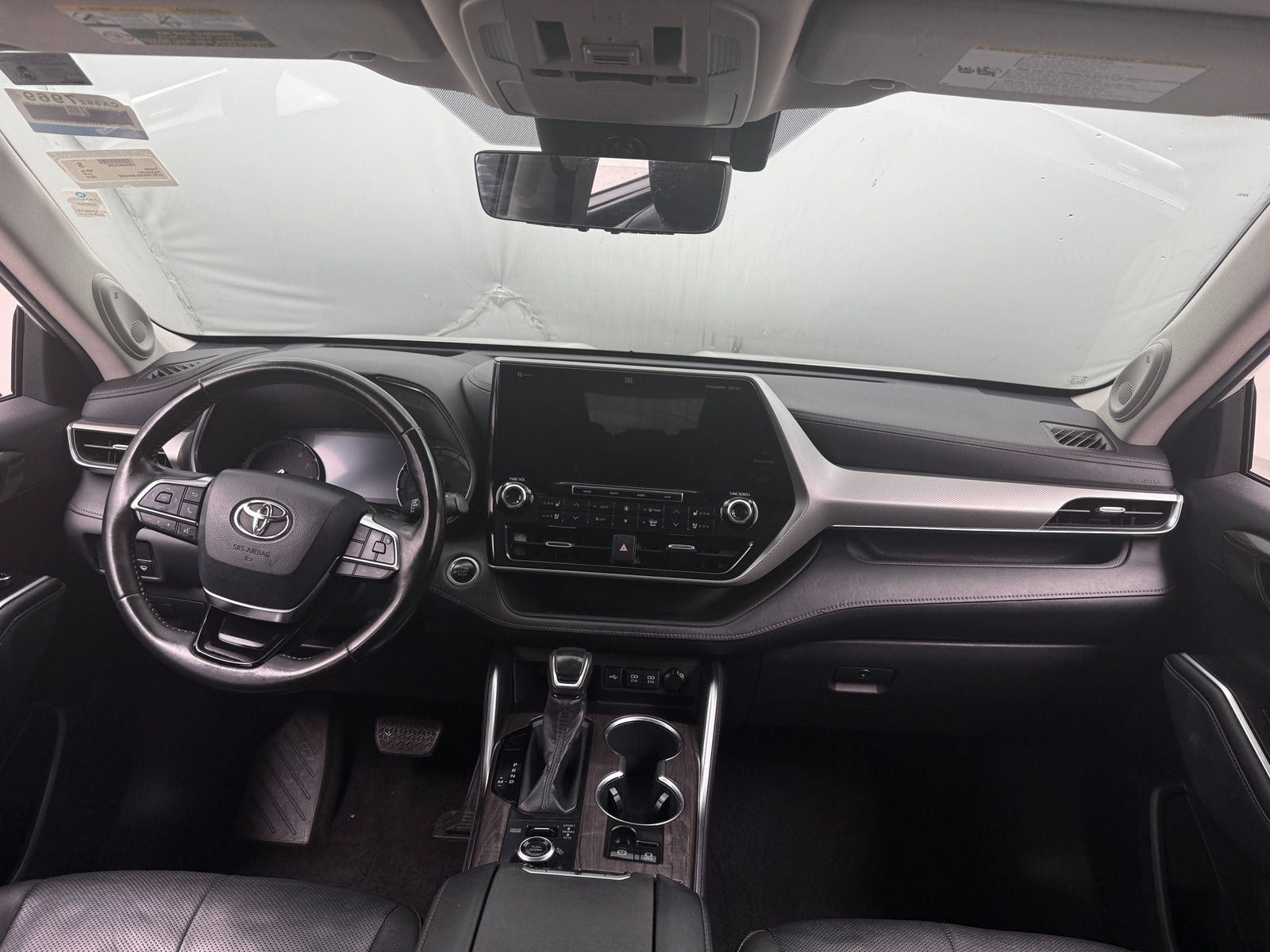Thumbnail: 2020 Toyota Highlander - 2
