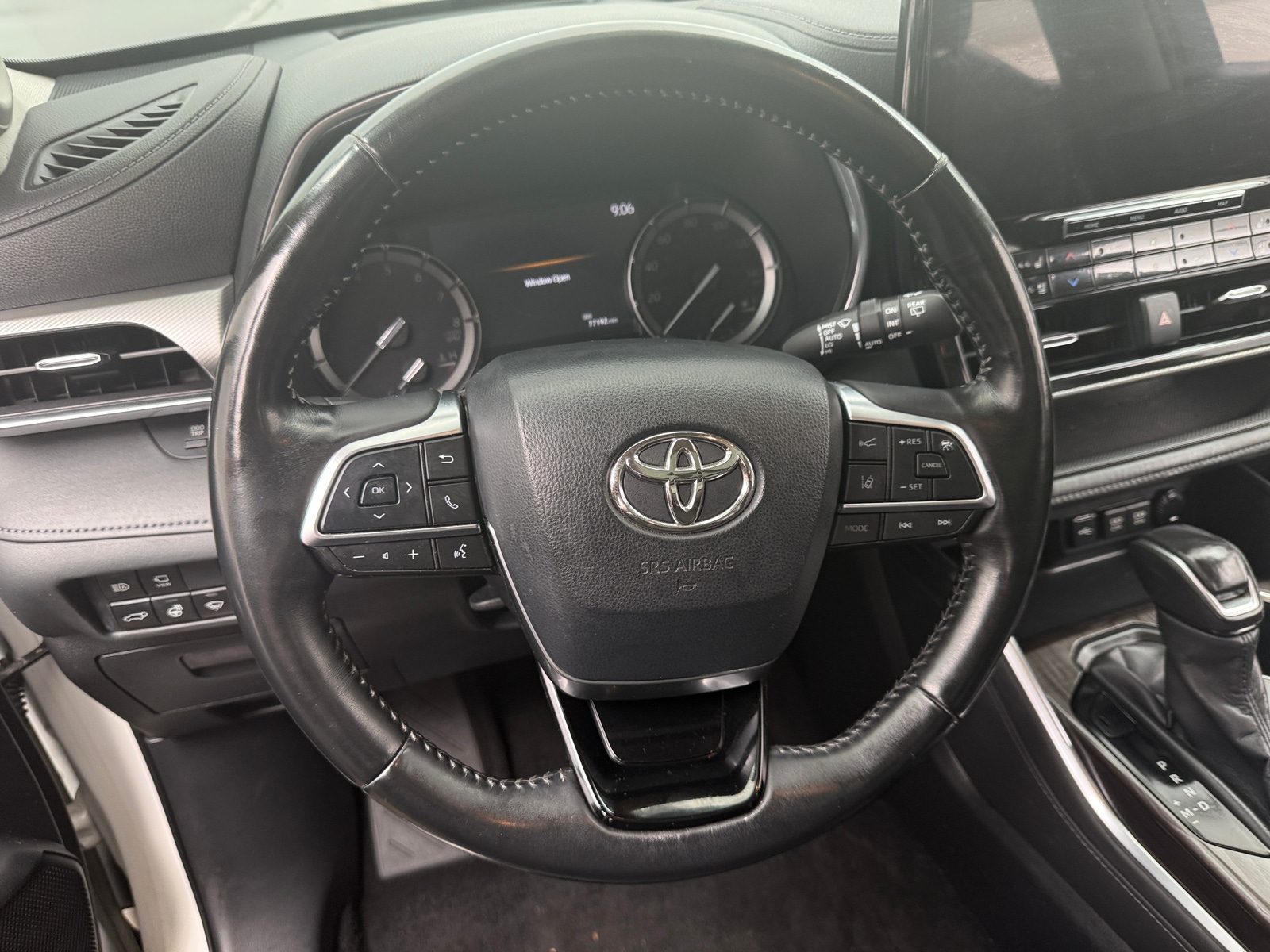Thumbnail: 2020 Toyota Highlander - 4
