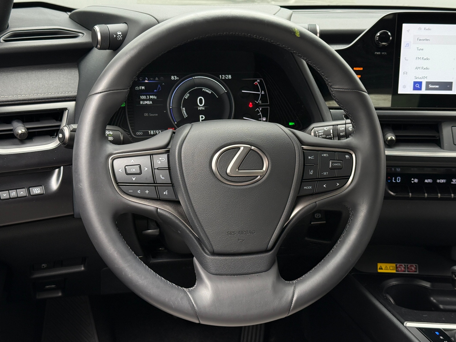Thumbnail: 2023 Lexus UX - 4
