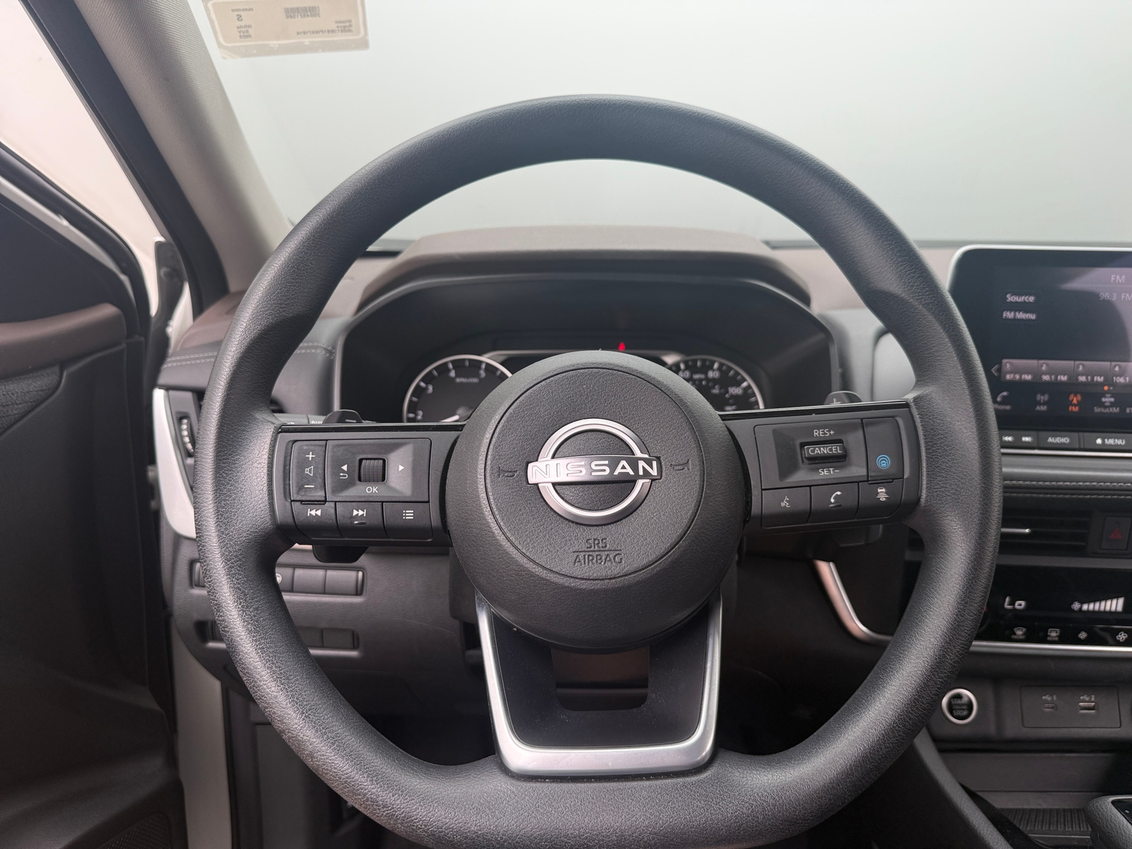 Thumbnail: 2023 Nissan Rogue - 5