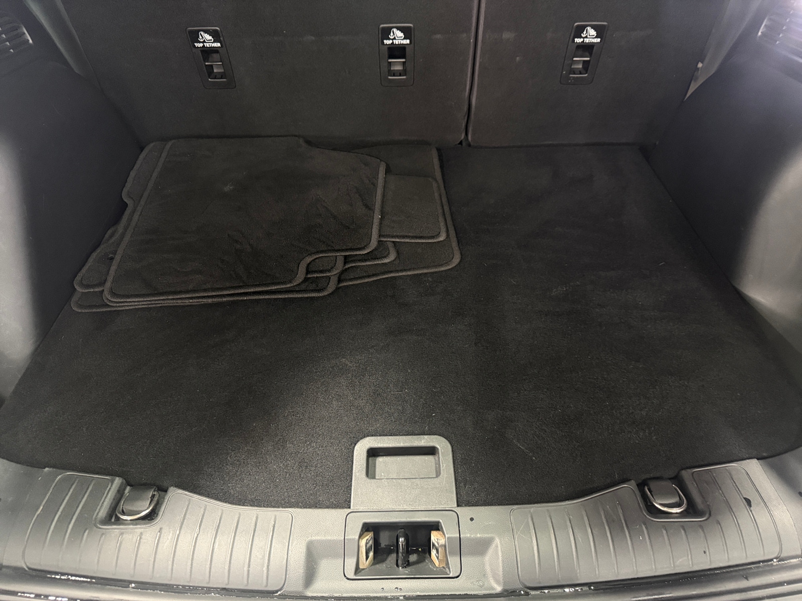Thumbnail: 2020 Ford Escape - 6